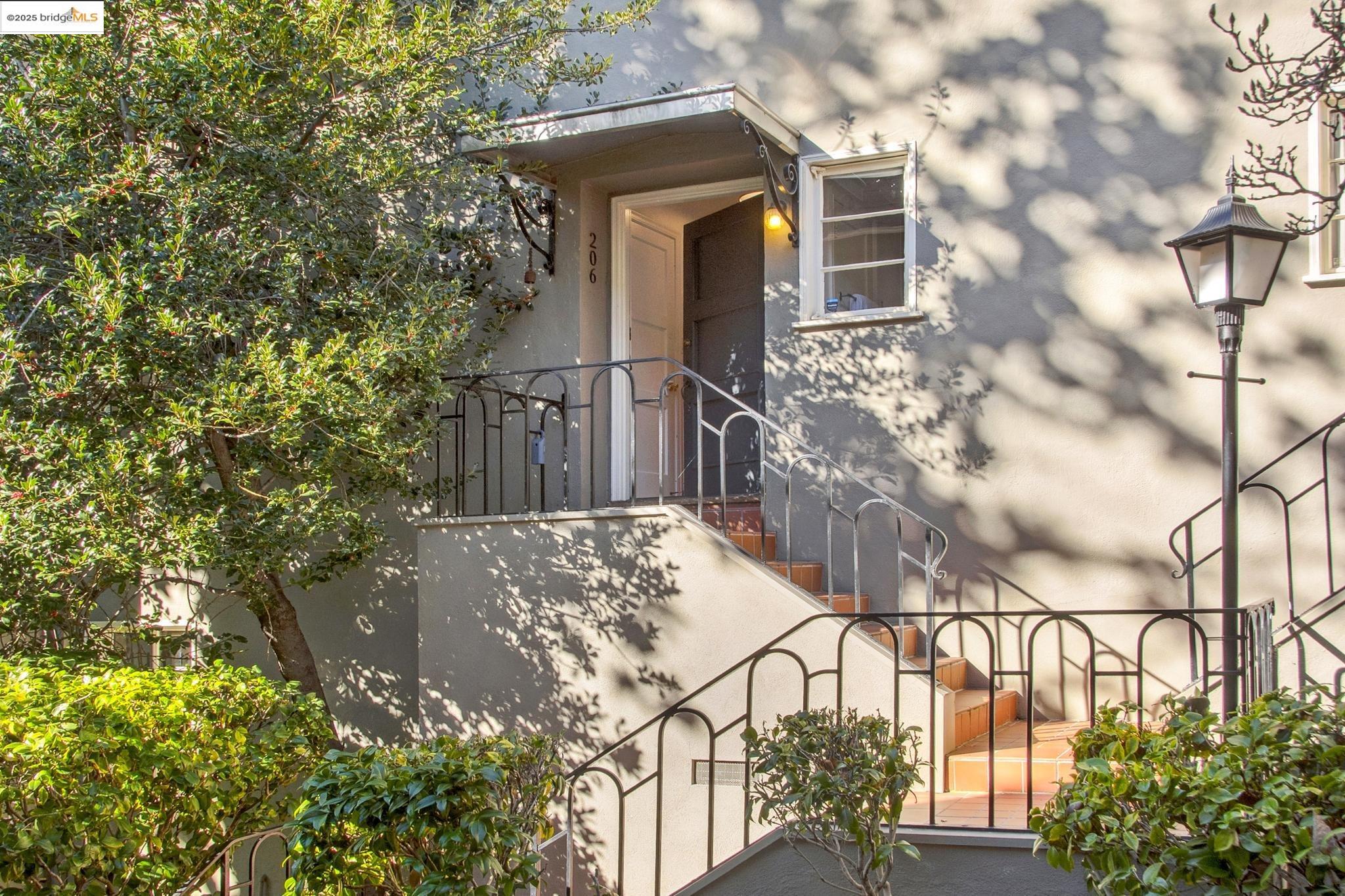 Photo #2: 41083349 Listing 