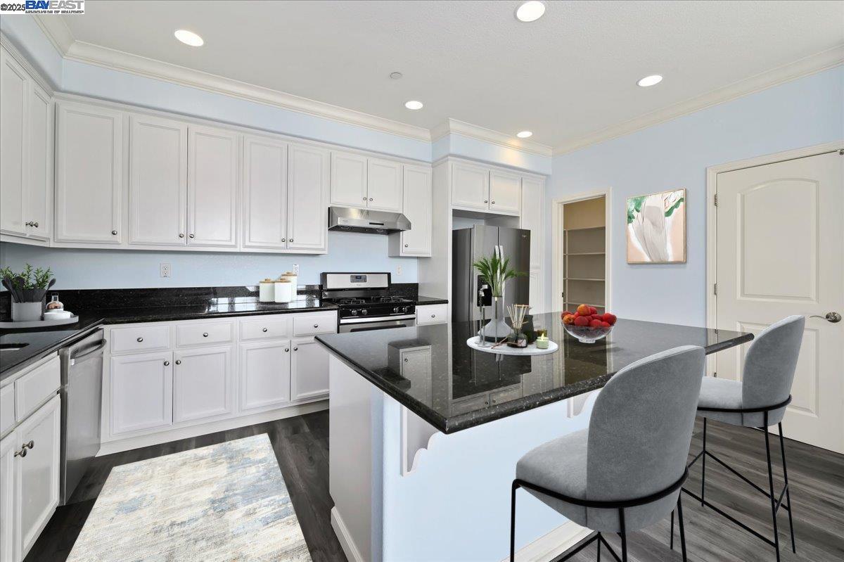 Photo #4: 41083353 Listing 