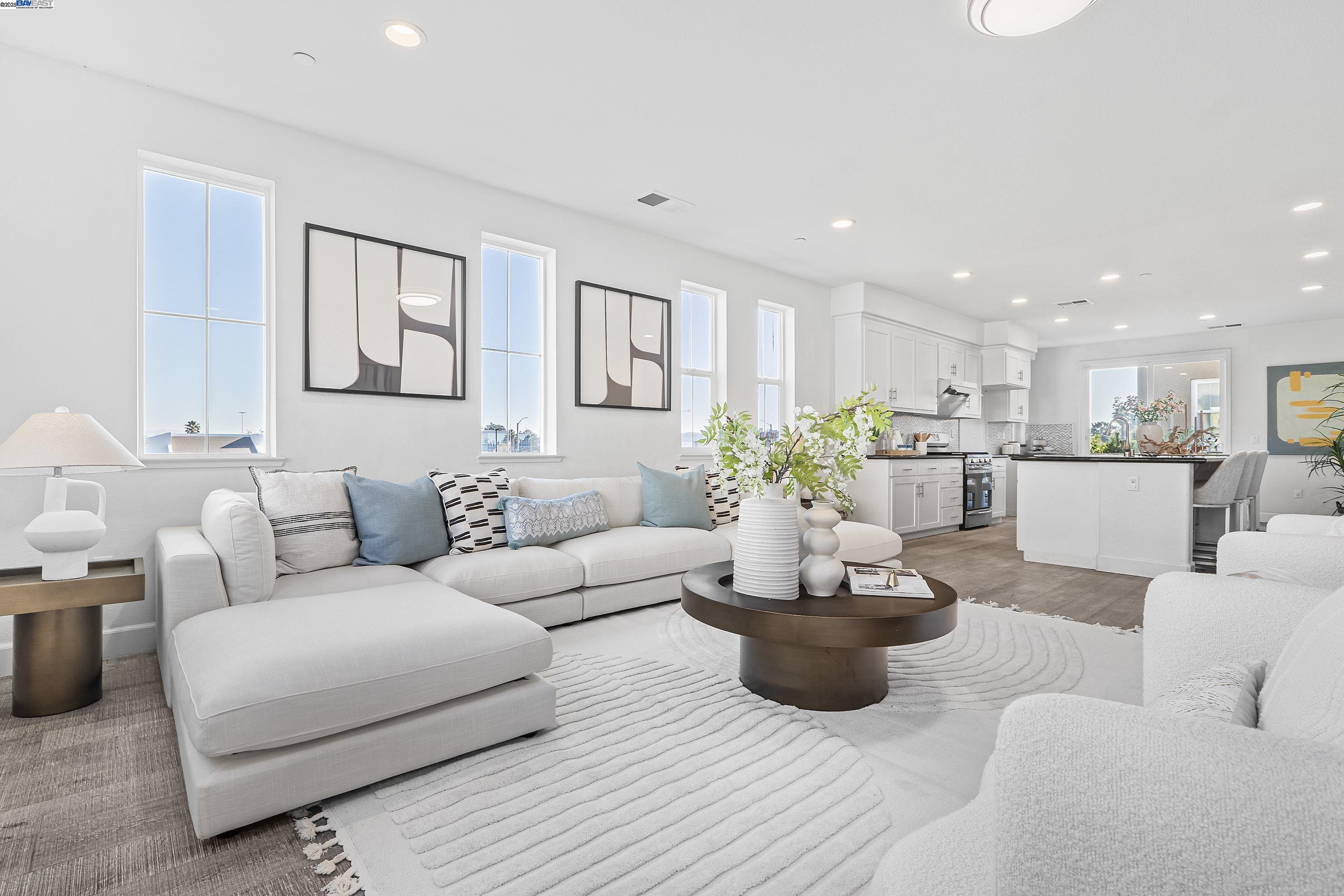 Photo #3: 41083354 Listing 