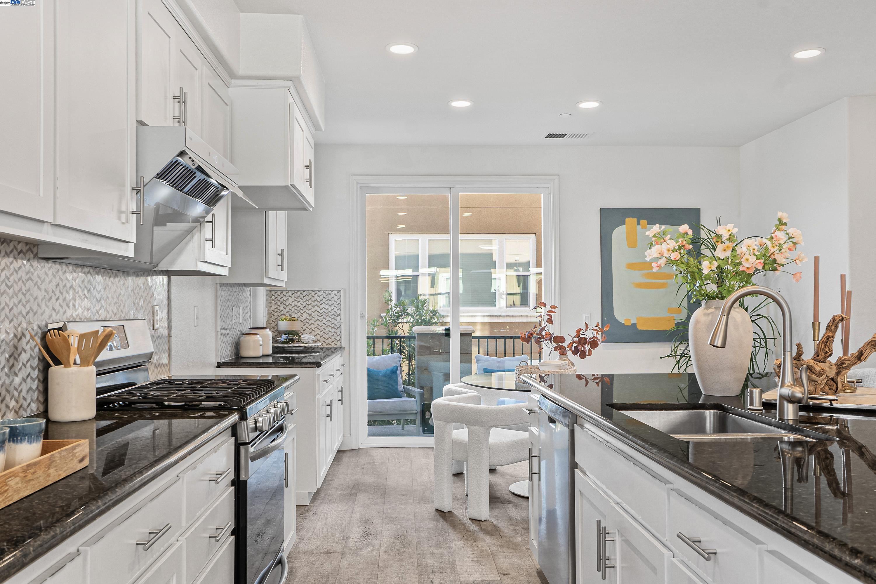 Photo #6: 41083354 Listing 