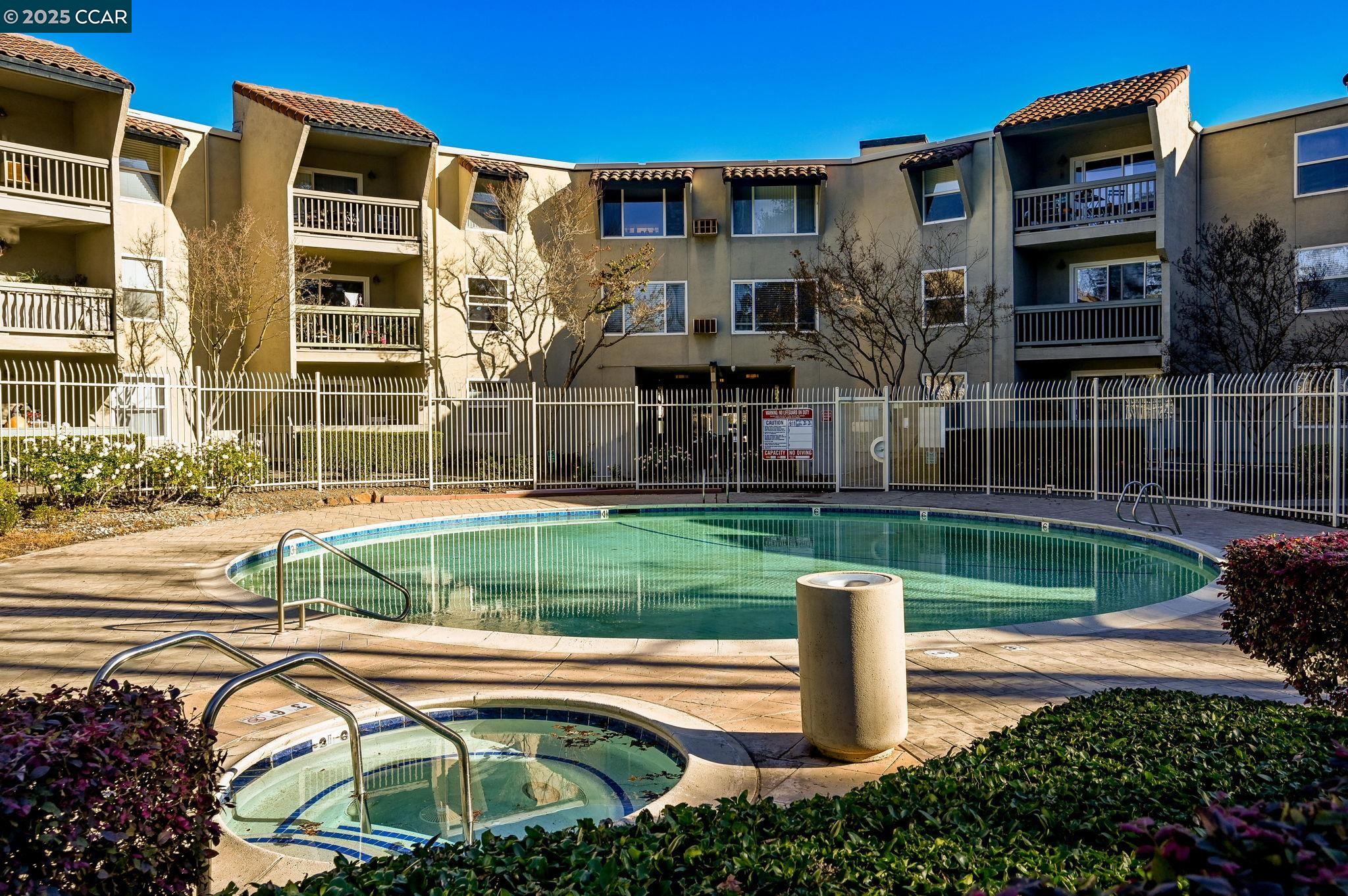 More Details about MLS # 41083355 : 1087 MURRIETA BLVD # 349