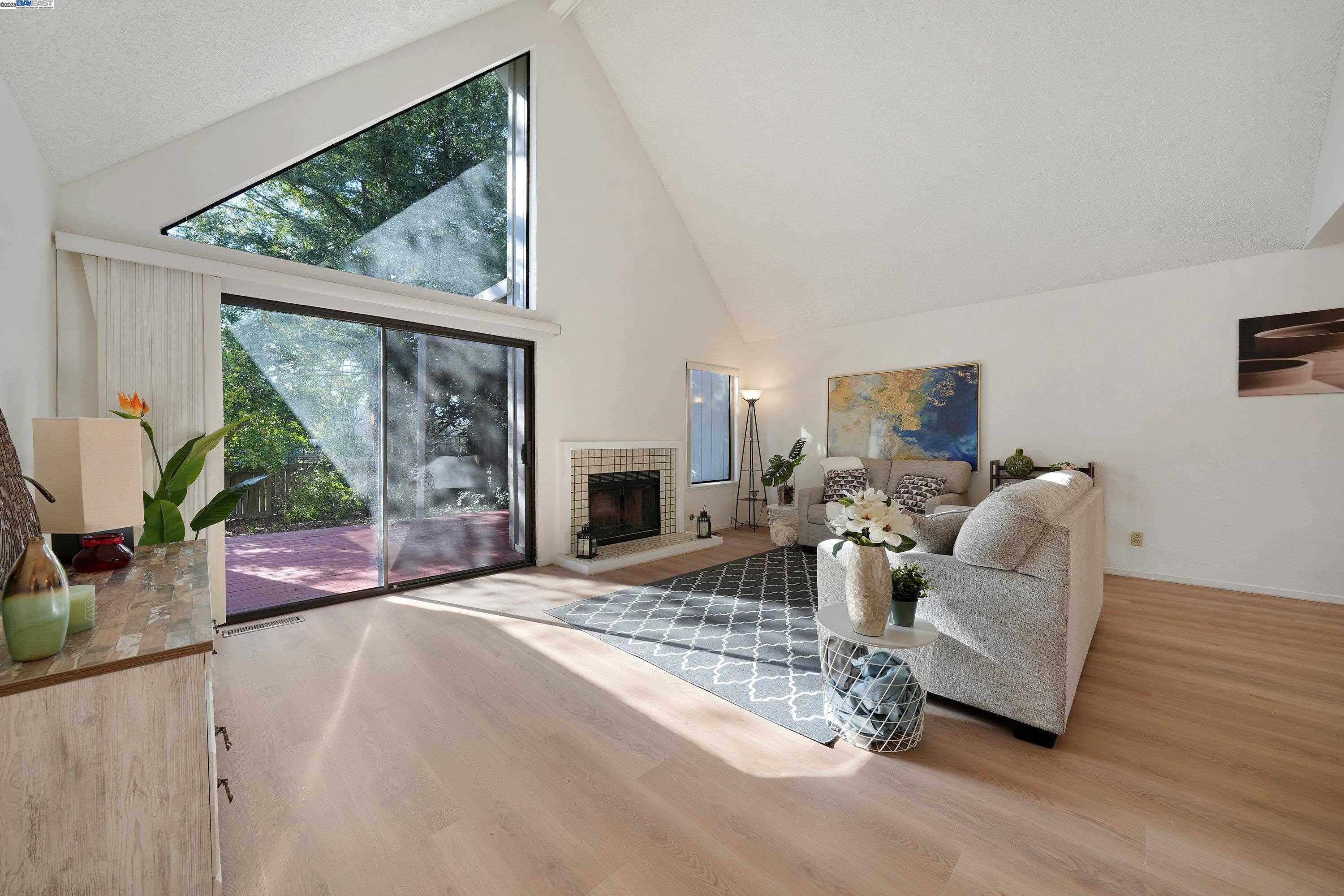 Detail Gallery Image 1 of 1 For 215 Avenida Barbera, Sonoma,  CA 95476-8056 - 2 Beds | 2 Baths
