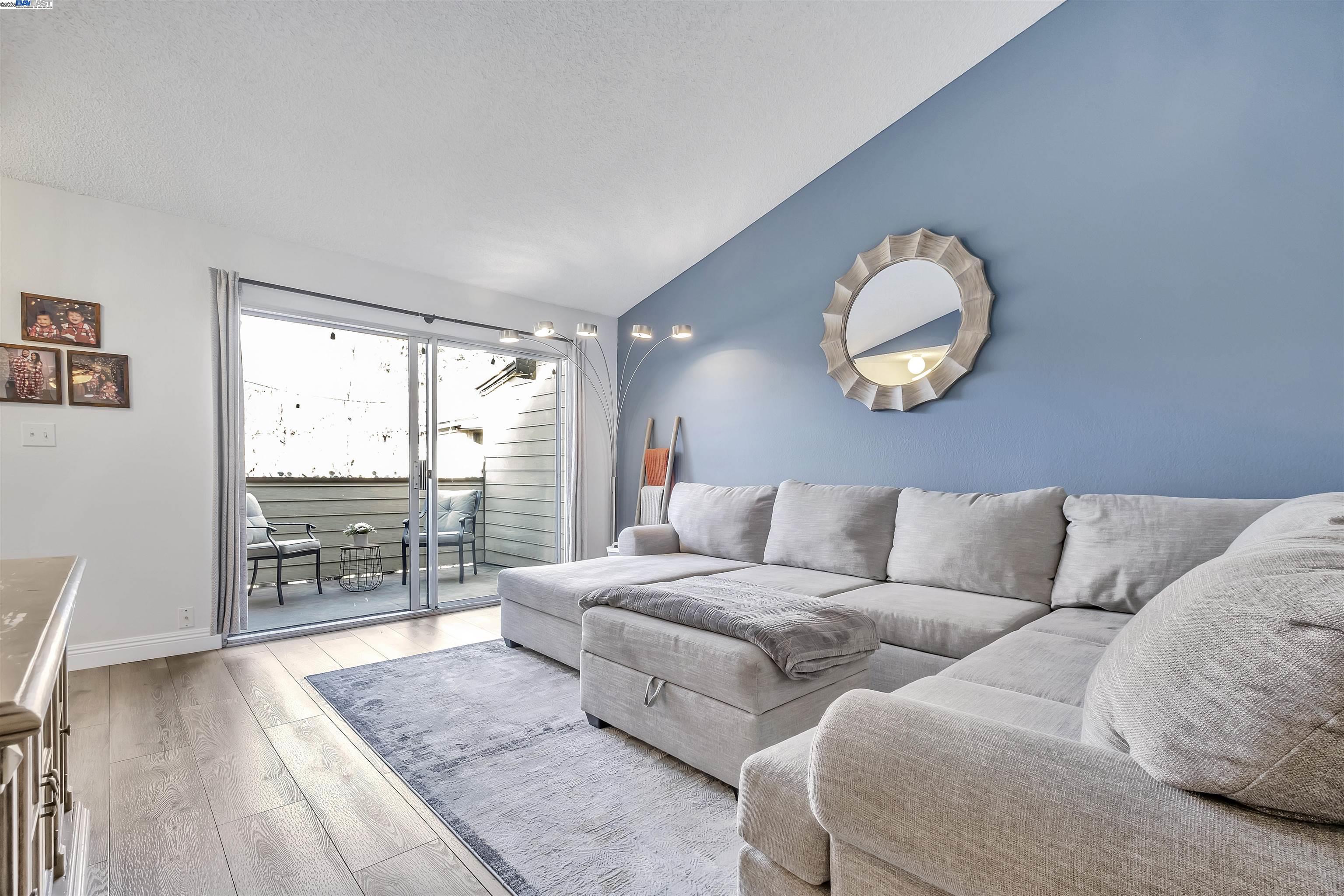 Detail Gallery Image 3 of 27 For 641 Majestic Way #36,  San Leandro,  CA 94578 - 2 Beds | 2 Baths