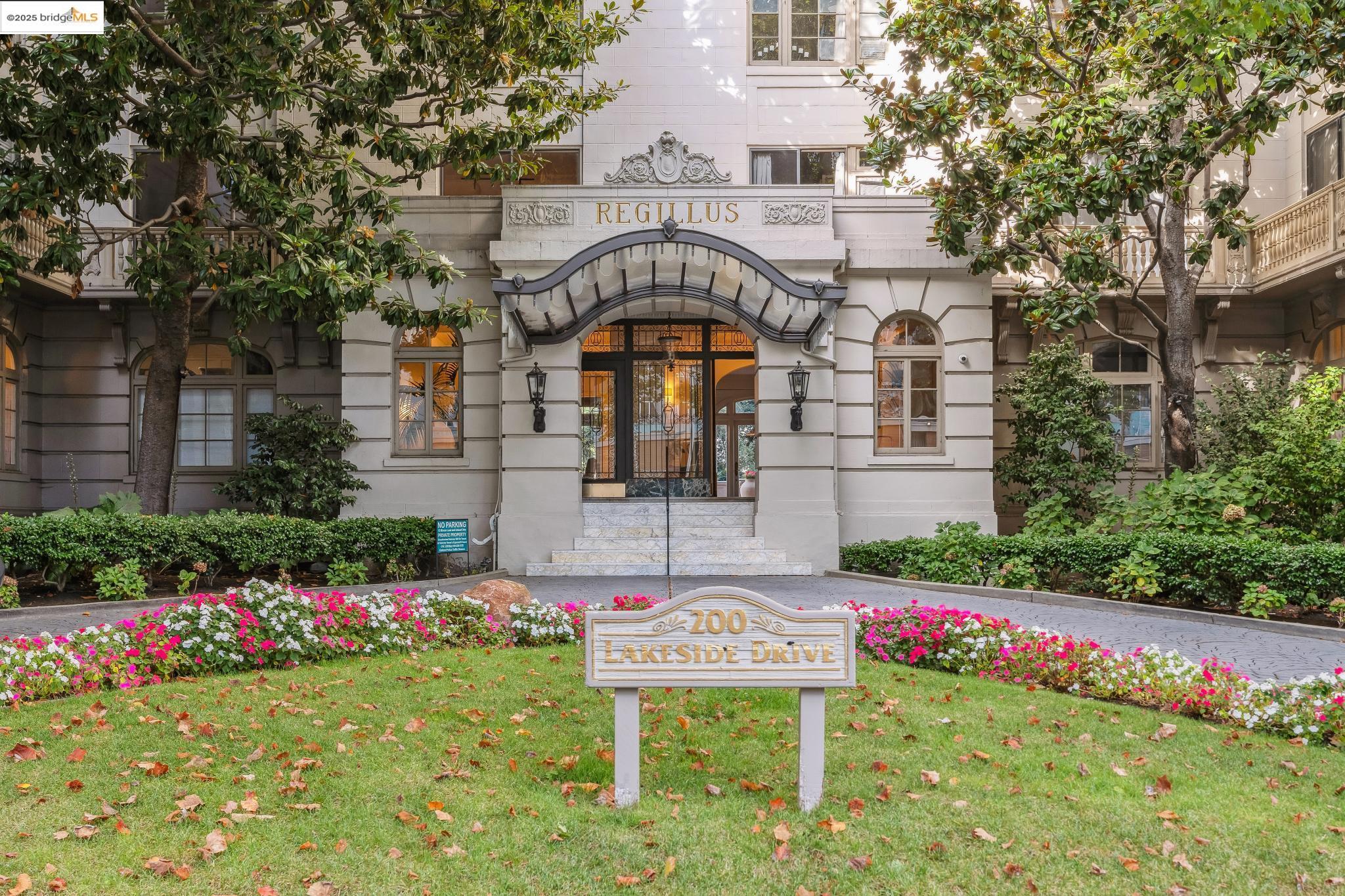 More Details about MLS # 41083413 : 200 LAKESIDE DR # 701