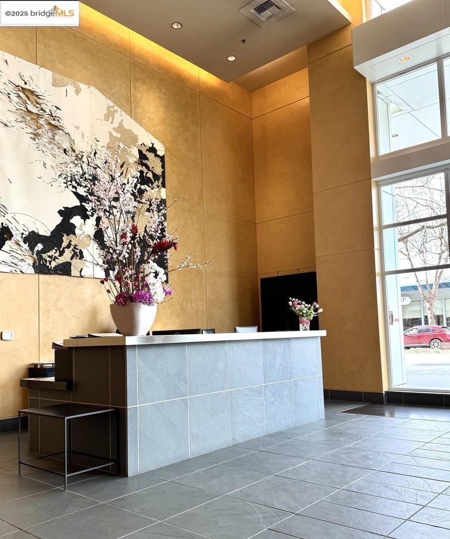 222 Broadway APT 1412, Oakland, California 94607, 1 Bedroom Bedrooms, 2 Rooms Rooms,1 BathroomBathrooms,Residential,For Sale,222 Broadway APT 1412,41083419