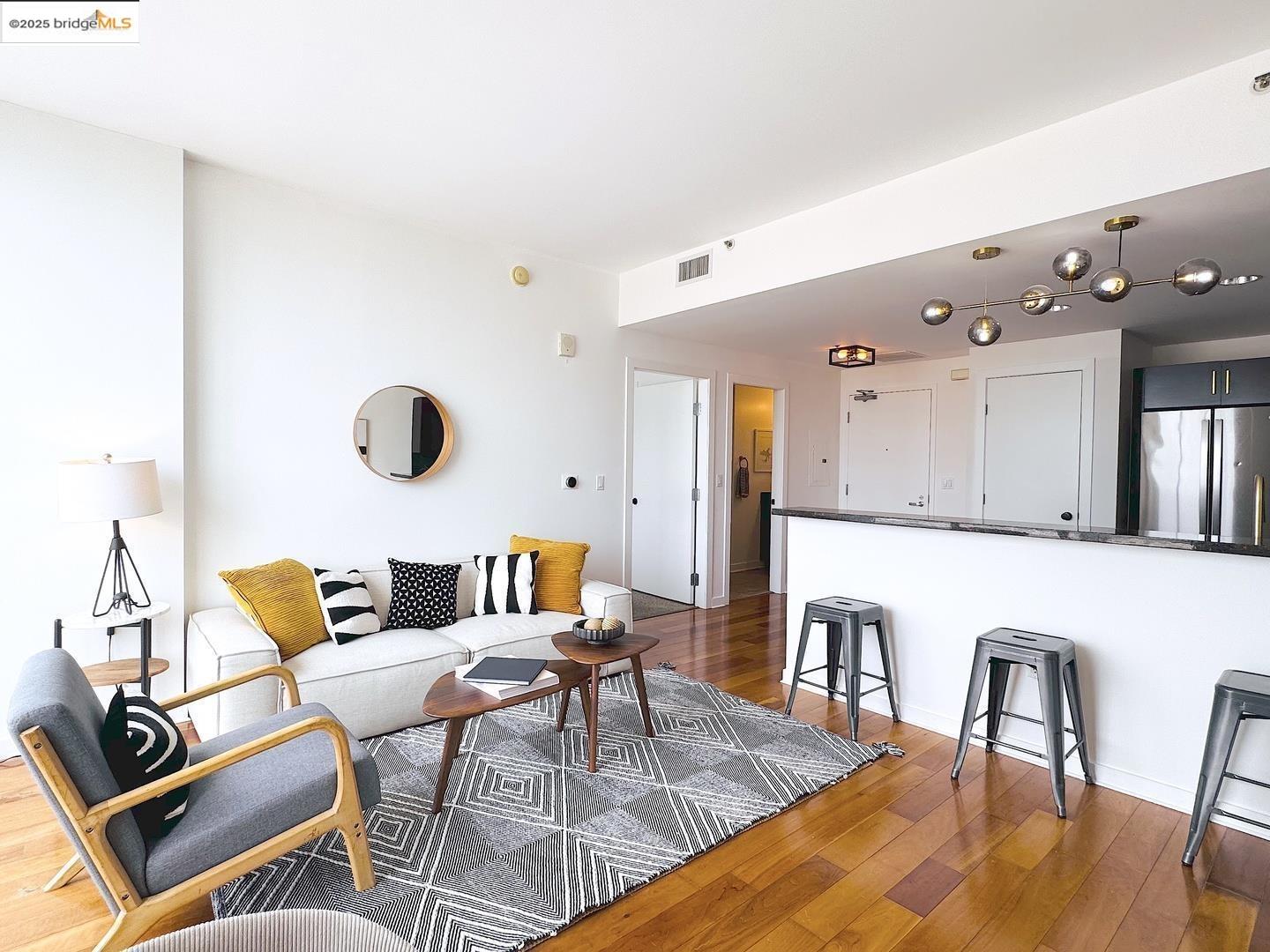 222 Broadway APT 1412, Oakland, California 94607, 1 Bedroom Bedrooms, 2 Rooms Rooms,1 BathroomBathrooms,Residential,For Sale,222 Broadway APT 1412,41083419