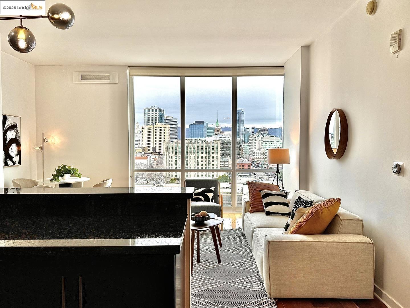222 Broadway APT 1412, Oakland, California 94607, 1 Bedroom Bedrooms, 2 Rooms Rooms,1 BathroomBathrooms,Residential,For Sale,222 Broadway APT 1412,41083419