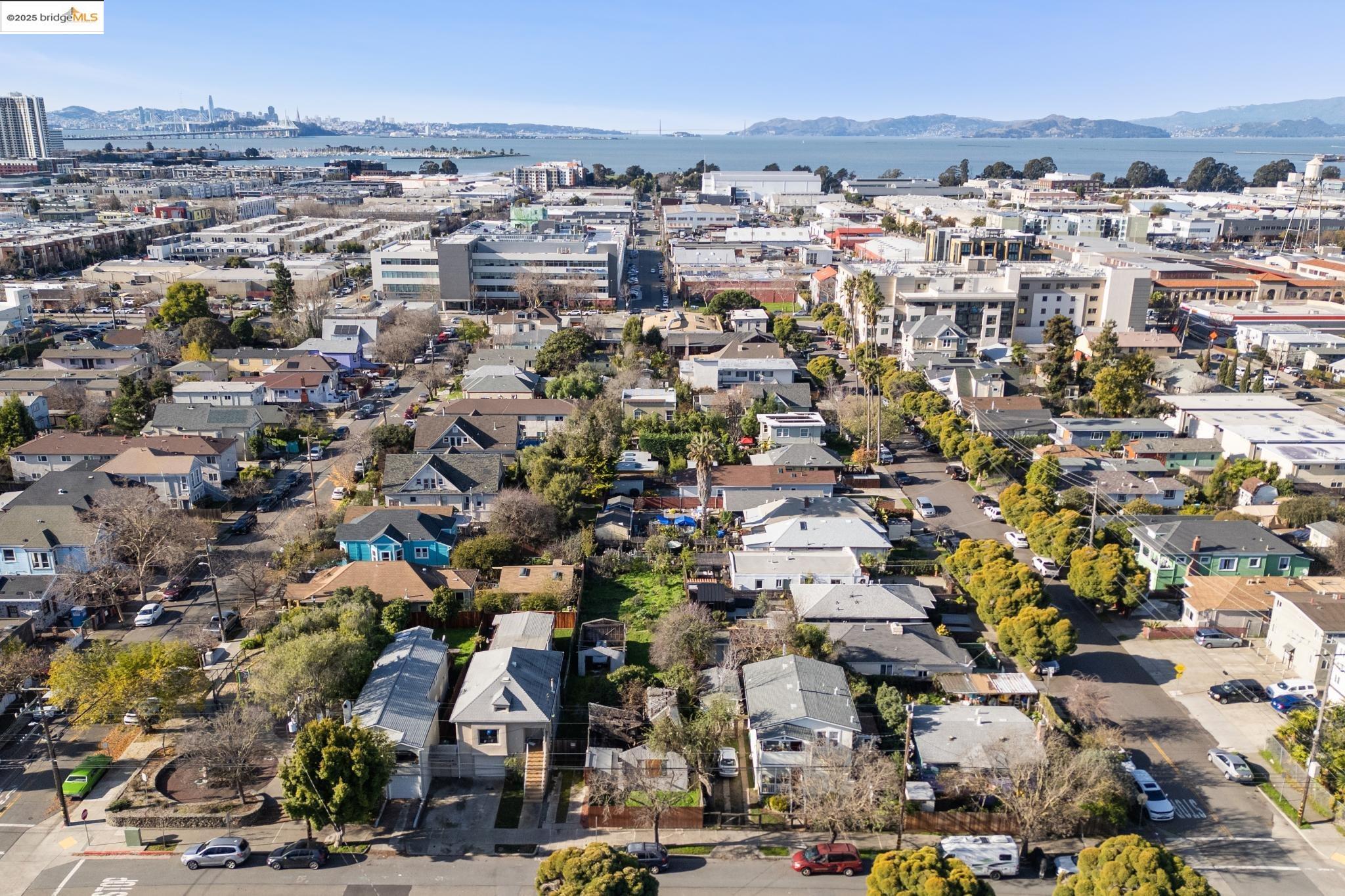 Detail Gallery Image 19 of 25 For 3032 Mabel St, Berkeley,  CA 94702 - 2 Beds | 1 Baths