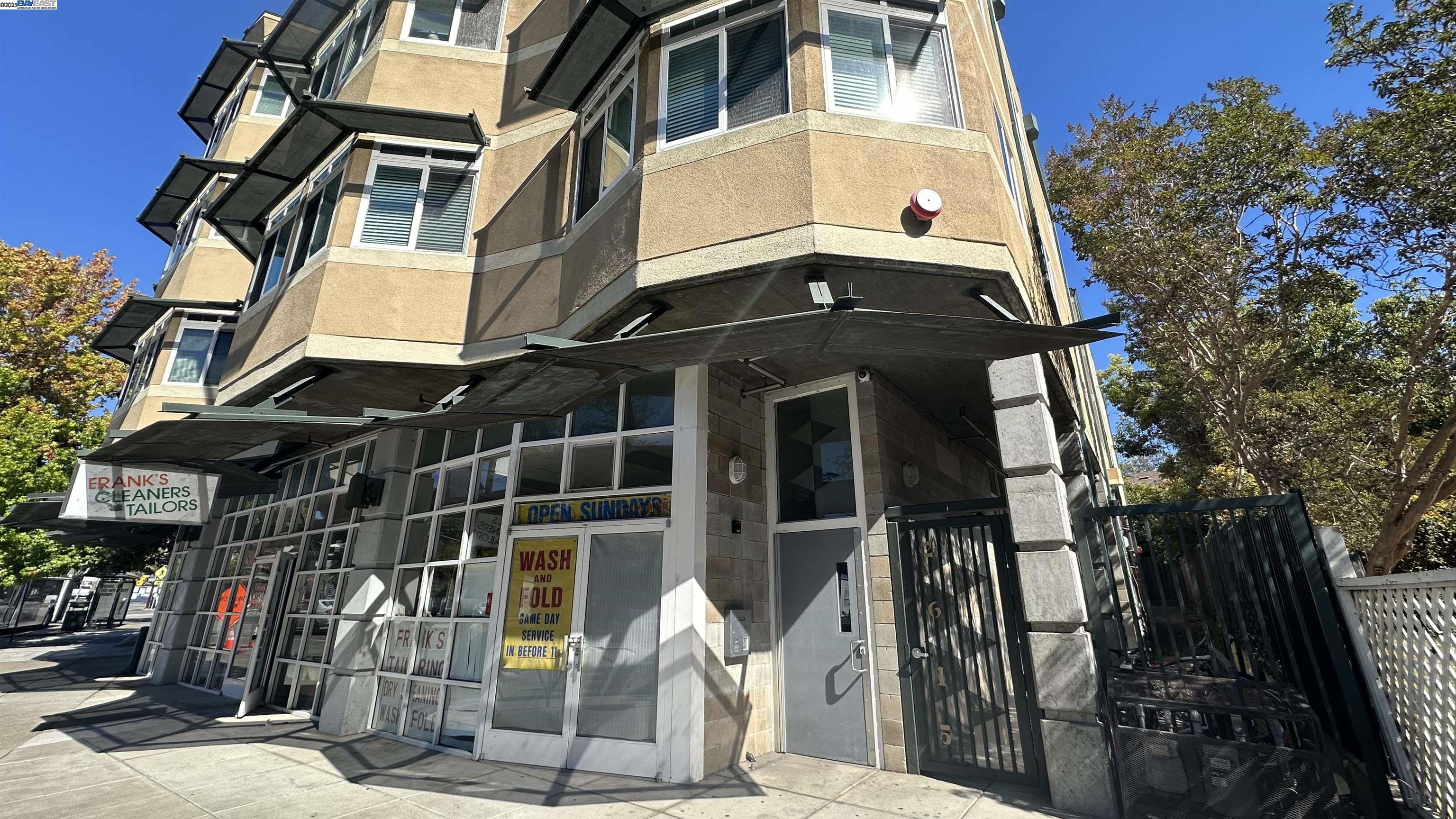 Detail Gallery Image 1 of 9 For 2615 Telegraph Ave, Berkeley,  CA 94704 - – Beds | – Baths