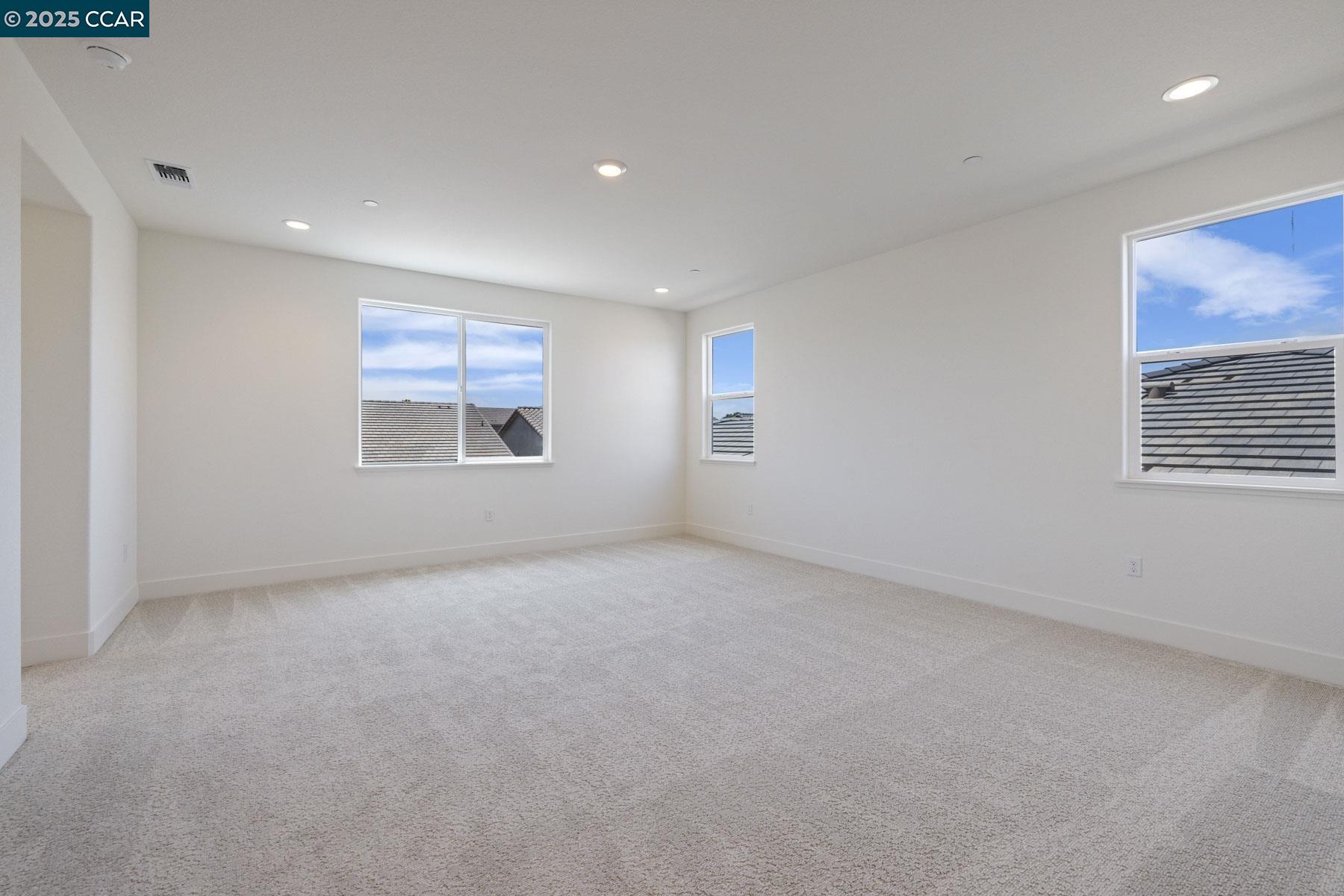 Detail Gallery Image 3 of 32 For 126 Bodega Drive, Lodi,  CA 95240-0000 - 4 Beds | 2/1 Baths