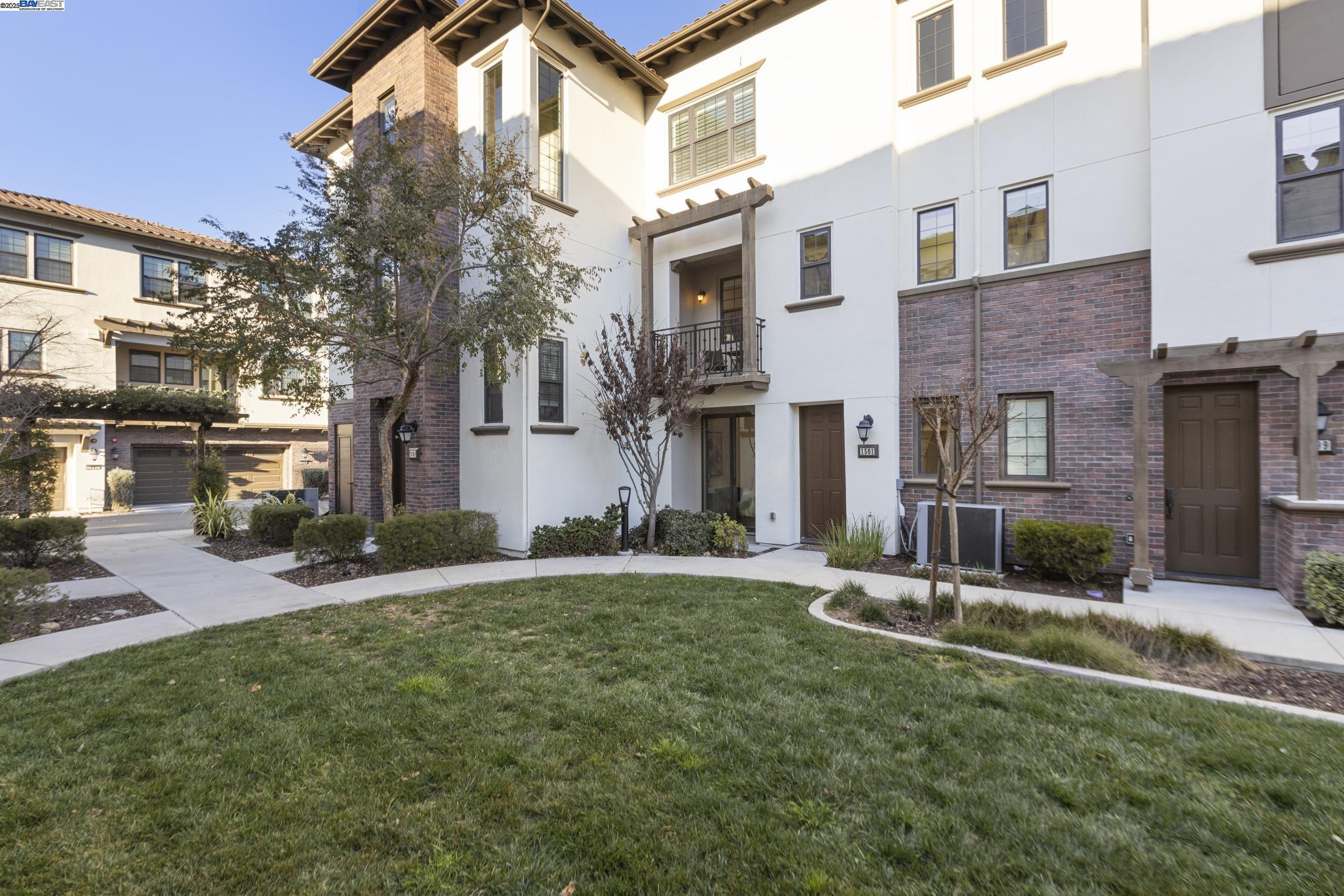 Photo #2: 41083469 Listing 