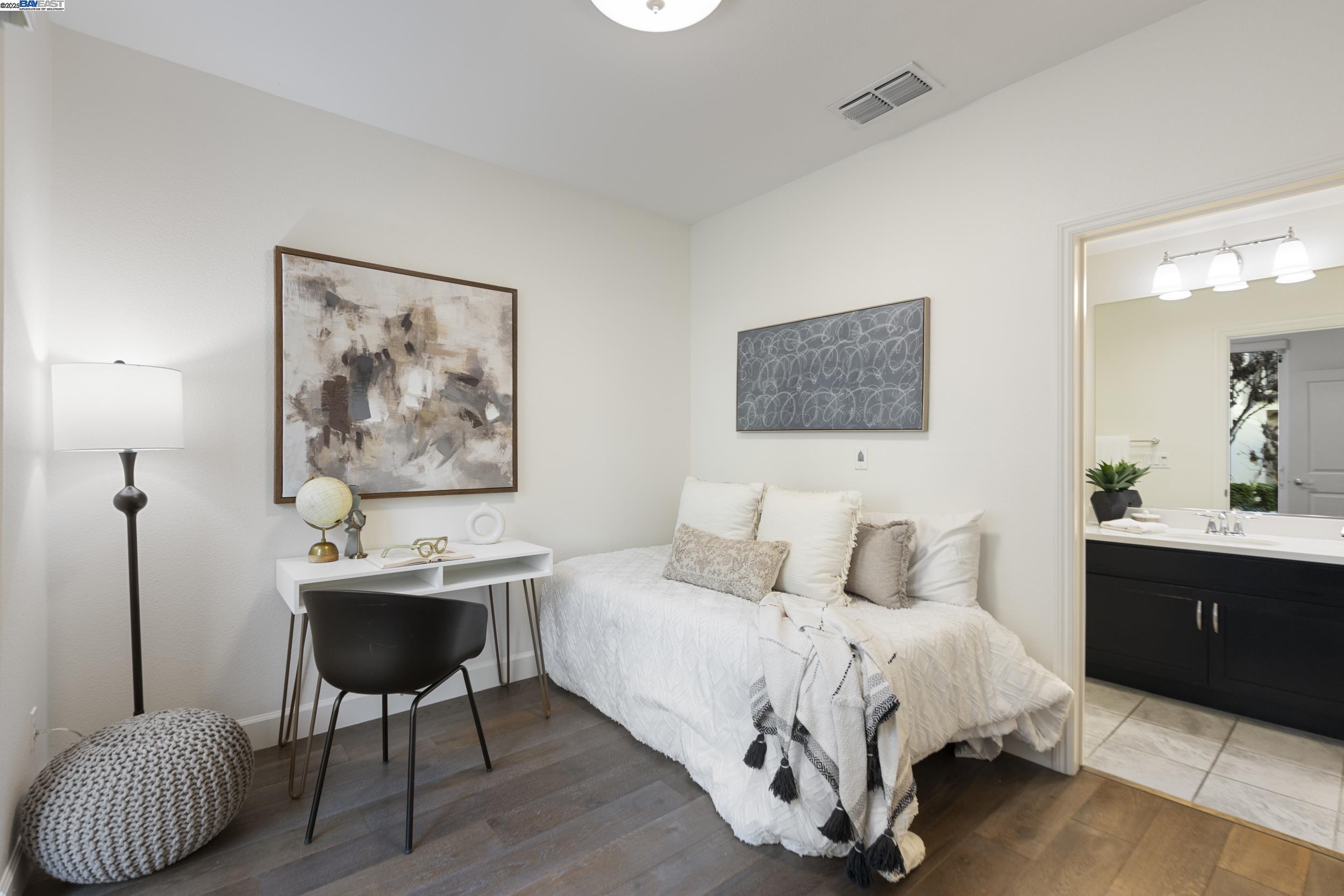 Photo #5: 41083469 Listing 