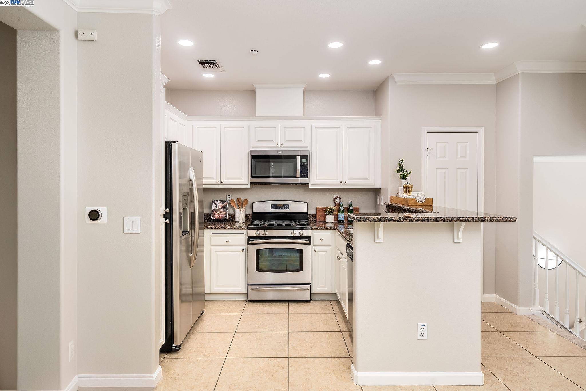 Photo #6: 41083481 Listing 