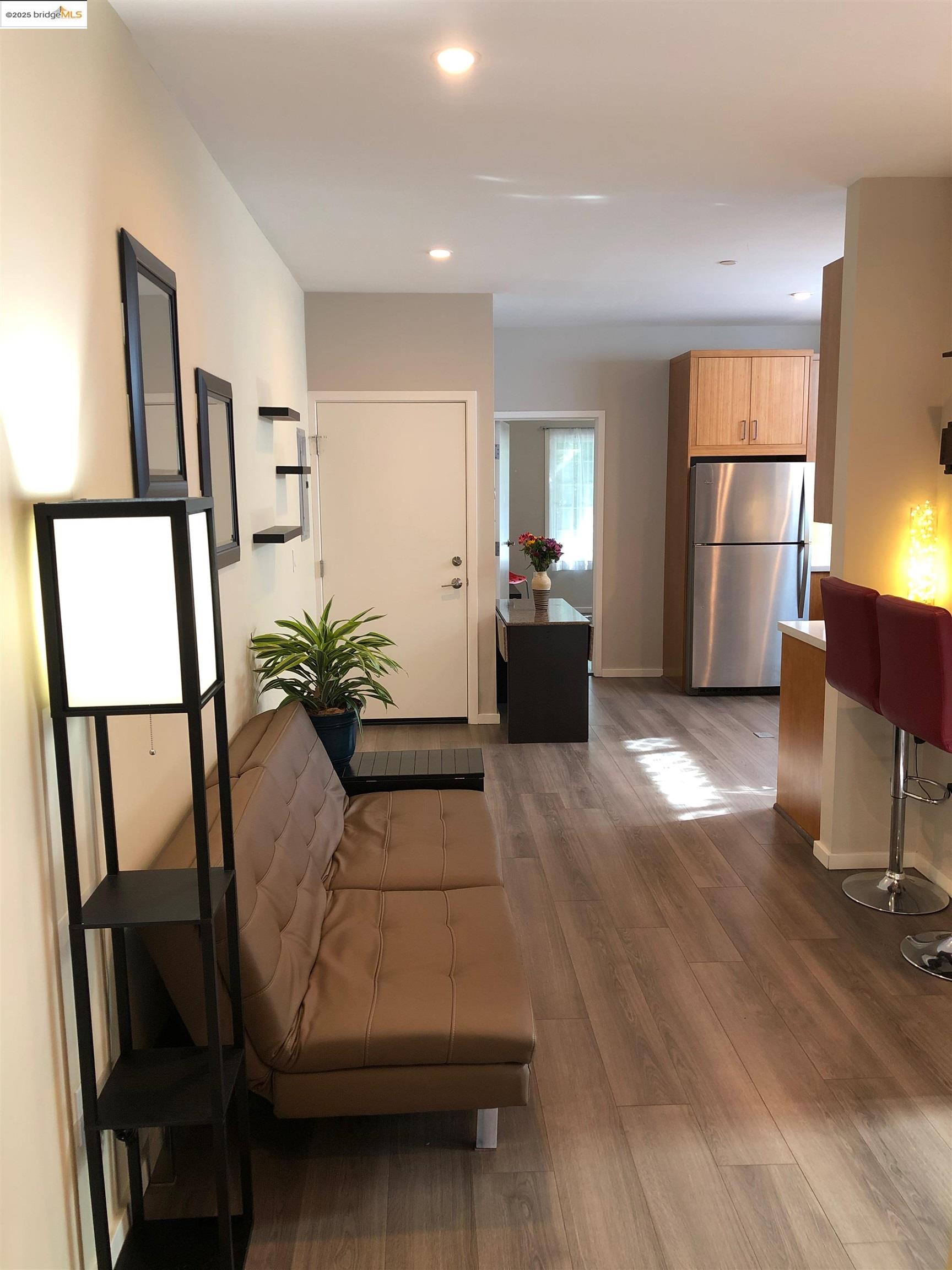 Photo #3: 41083496 Listing 