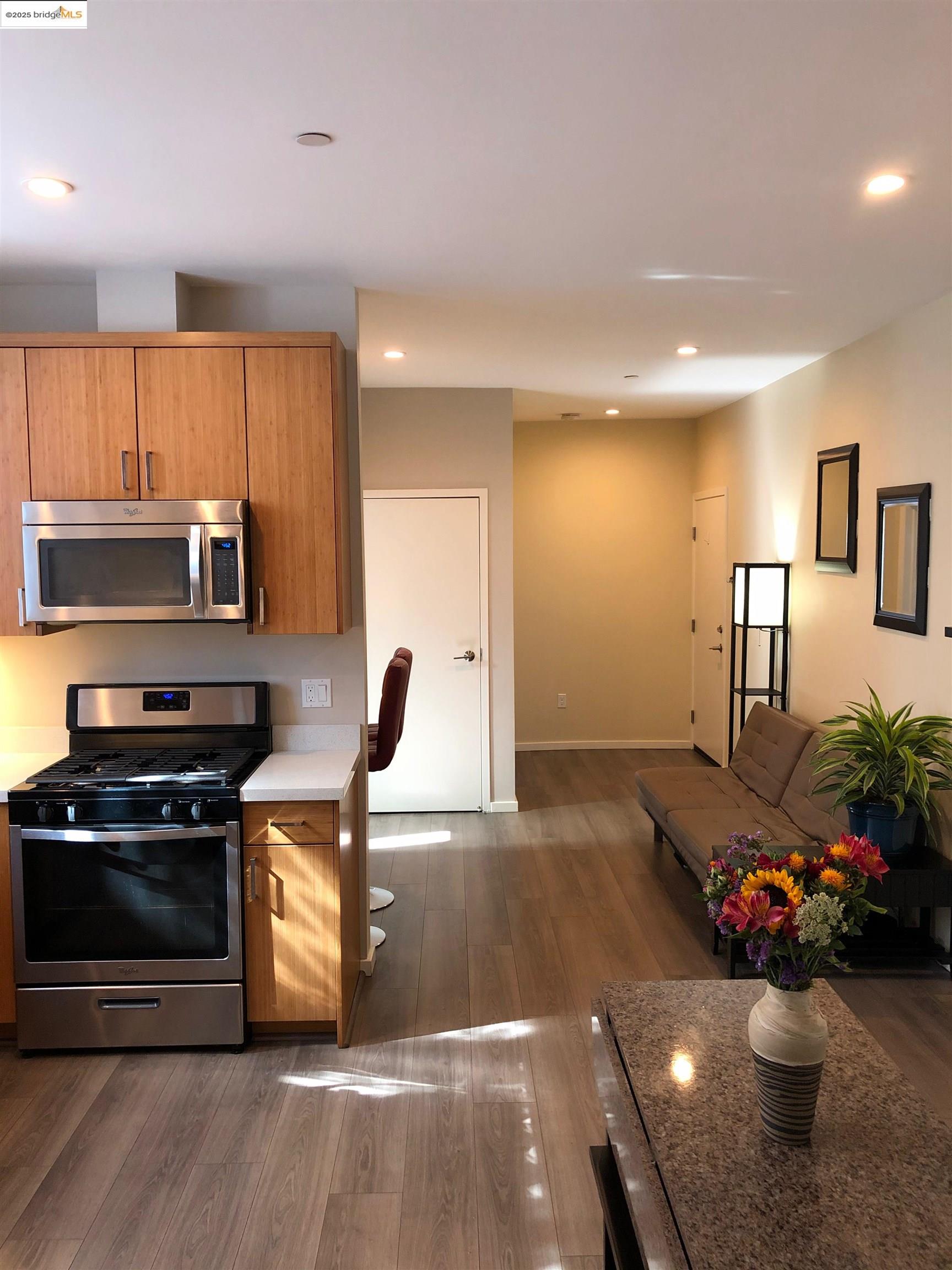 Photo #9: 41083496 Listing: Photo #9