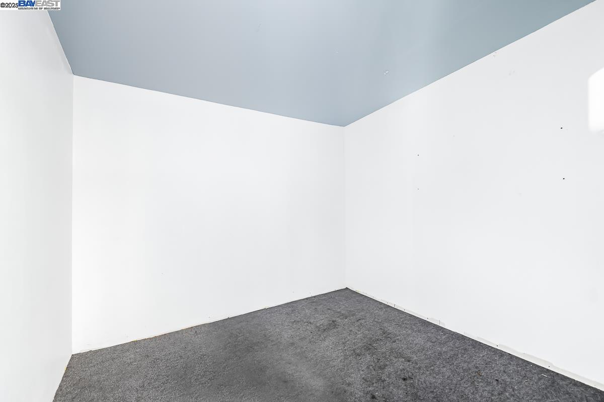 Detail Gallery Image 48 of 48 For 6237 Hayes St, Oakland,  CA 94621 - 4 Beds | 2 Baths