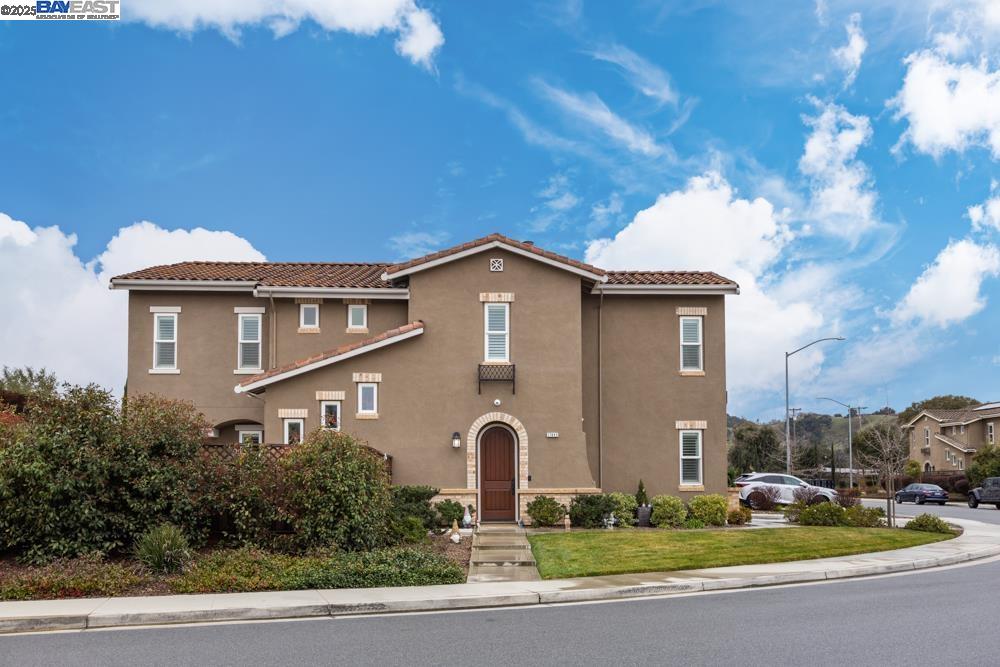 Detail Gallery Image 1 of 1 For 17845 Calle Granada, Morgan Hill,  CA 95037 - 5 Beds | 4 Baths