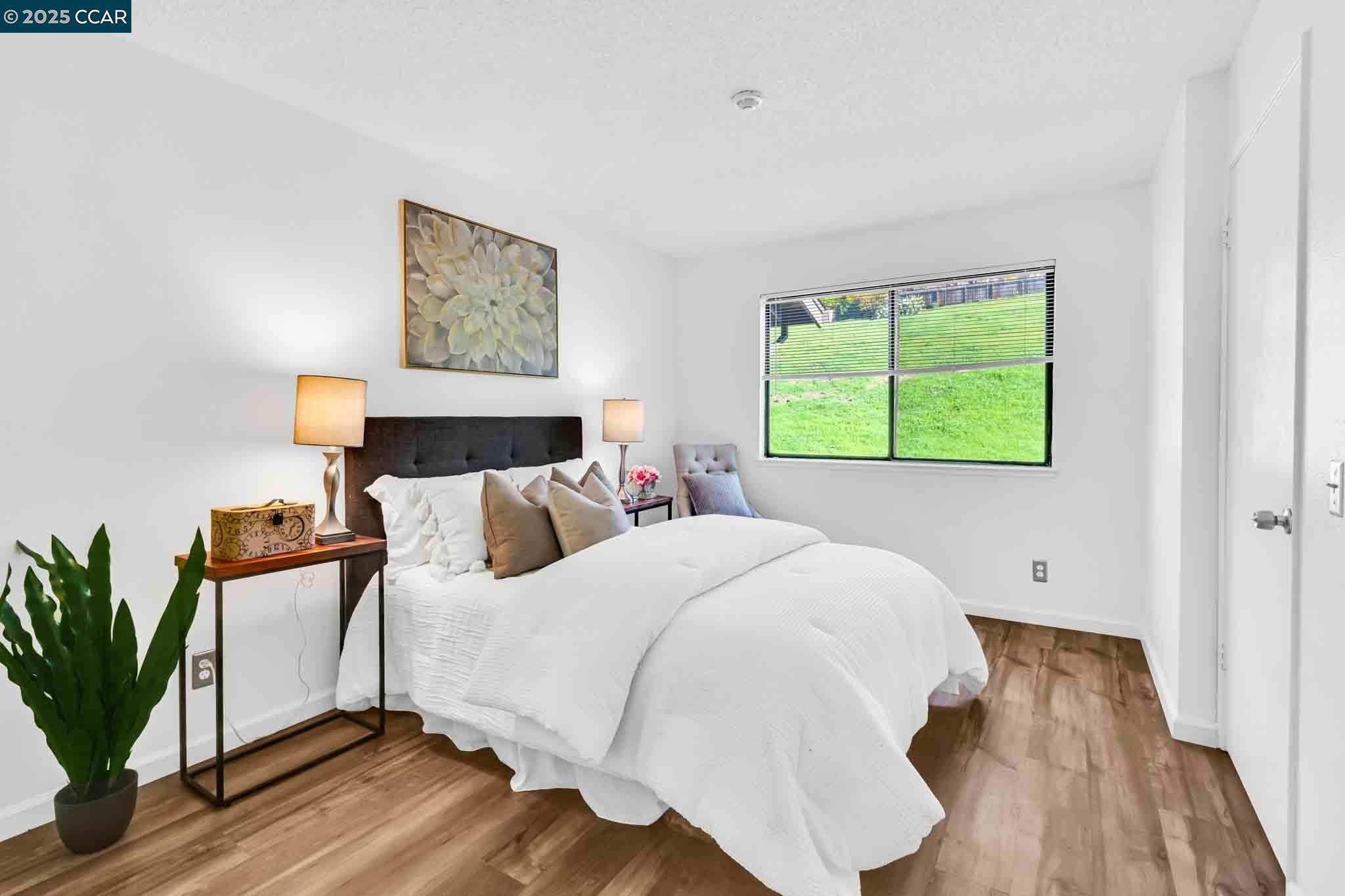 Photo #25: 41083511 Listing: Photo #25