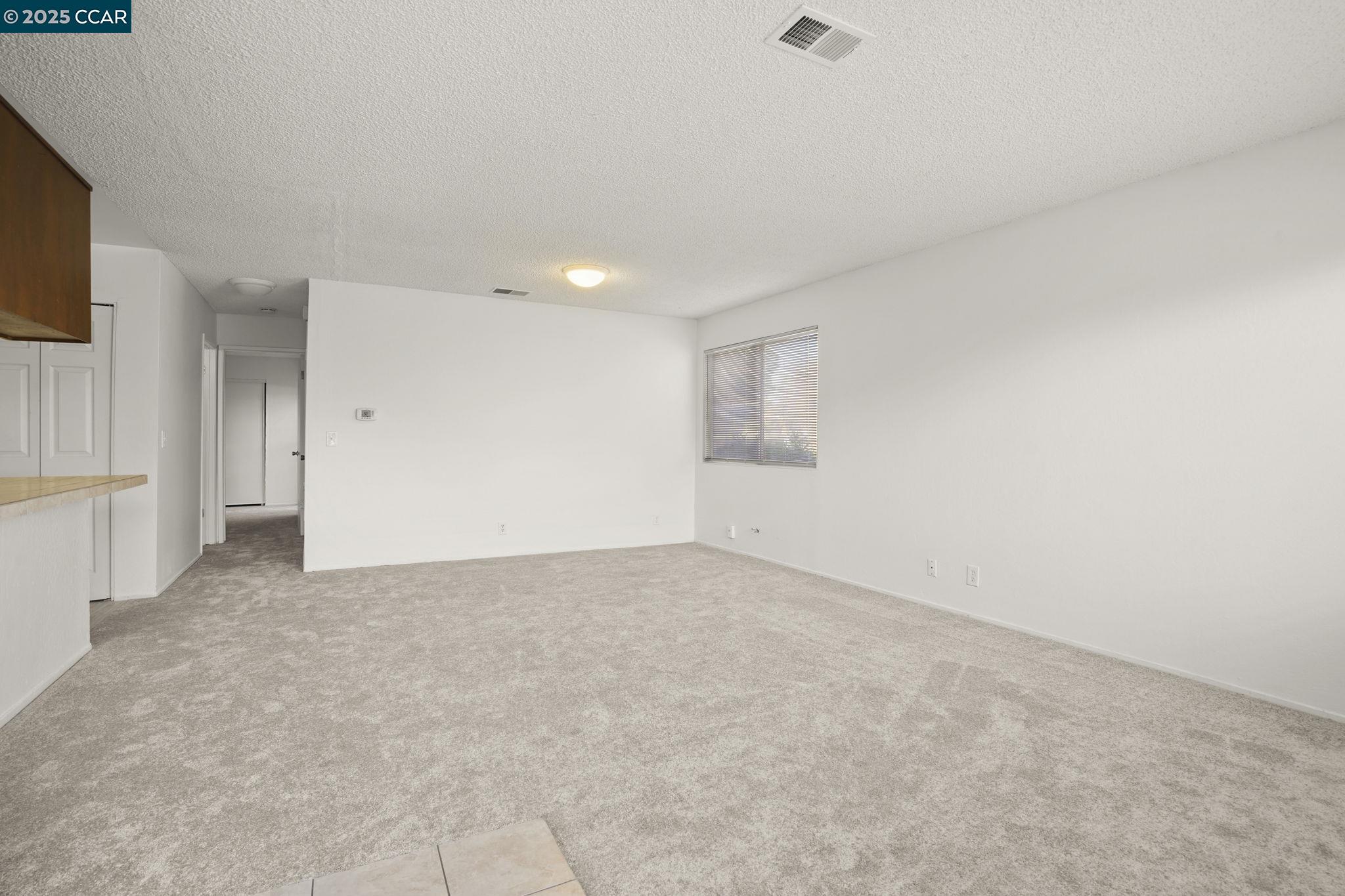 Photo #4: 41083548 Listing 