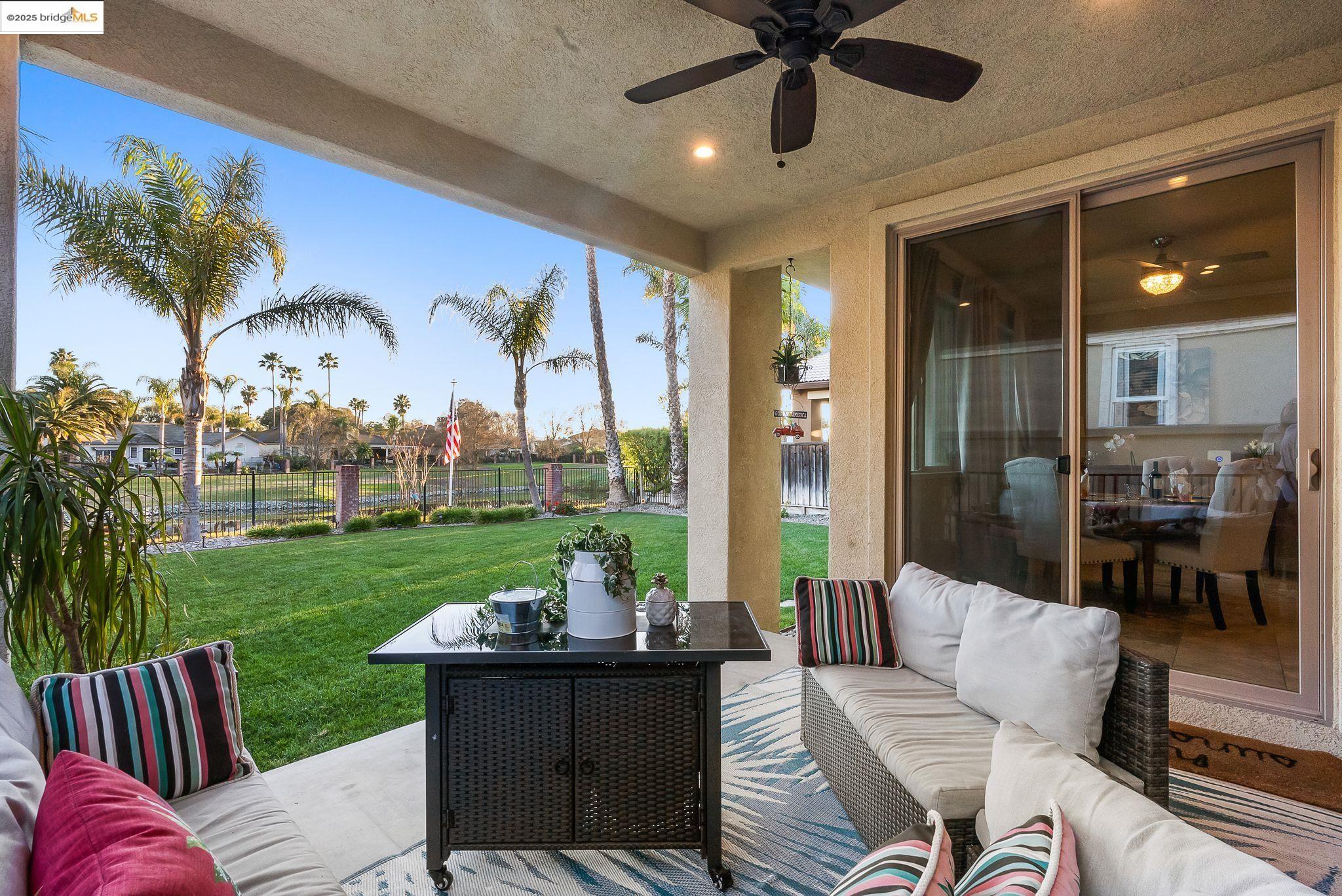 Detail Gallery Image 1 of 1 For 54 Edgeview Ct, Discovery Bay,  CA 94505 - 5 Beds | 3/1 Baths
