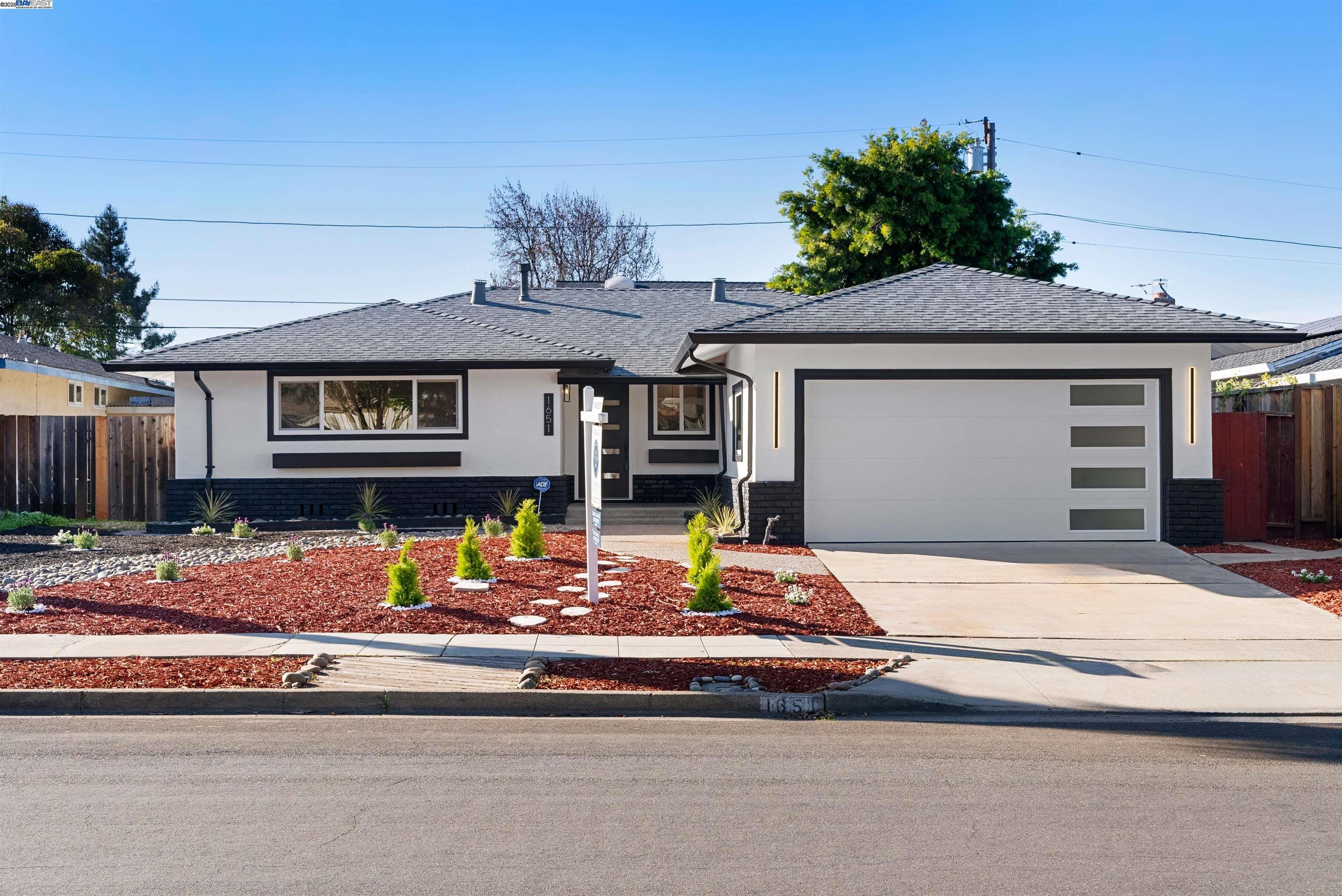 Detail Gallery Image 1 of 1 For 1651 Swallow Dr, Sunnyvale,  CA 94087 - 3 Beds | 2 Baths