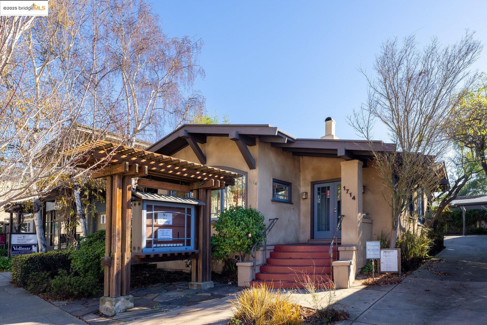 Detail Gallery Image 1 of 26 For 1714 Solano Ave, Berkeley,  CA 94707 - – Beds | – Baths