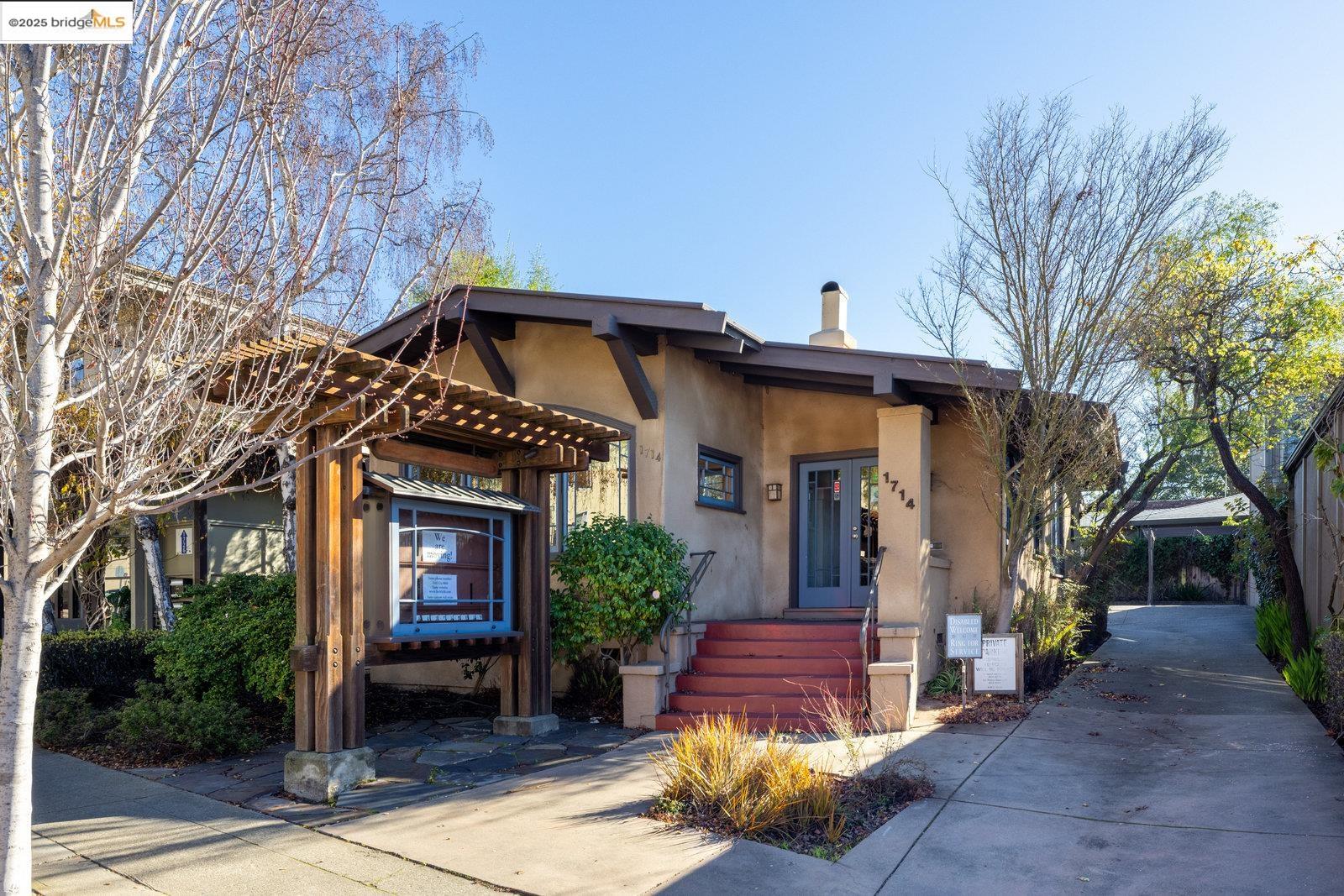 Detail Gallery Image 6 of 26 For 1714 Solano Ave, Berkeley,  CA 94707 - – Beds | – Baths