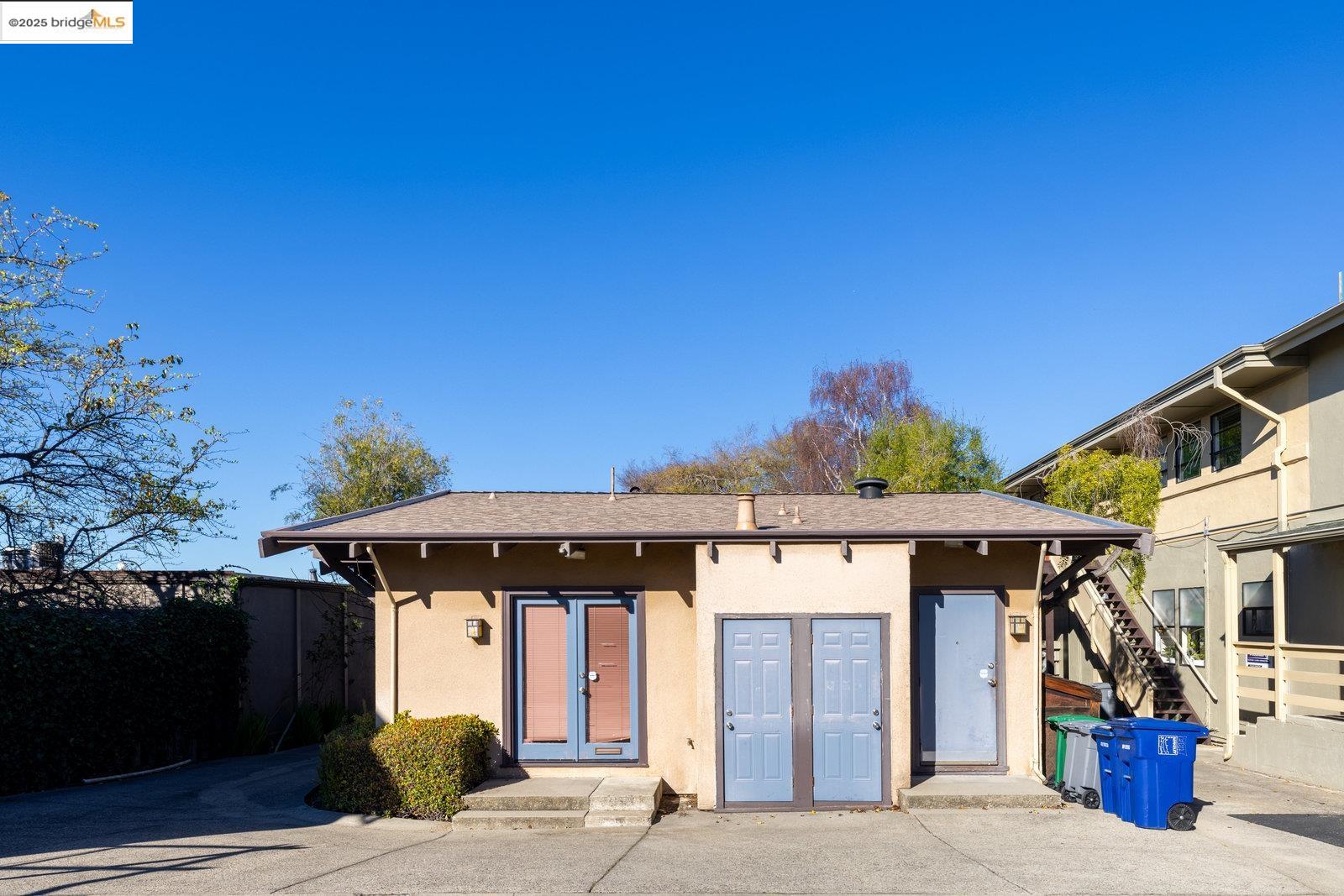Detail Gallery Image 10 of 26 For 1714 Solano Ave, Berkeley,  CA 94707 - – Beds | – Baths