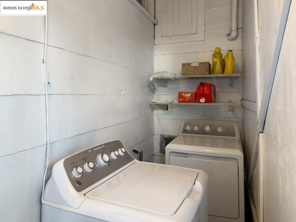 Detail Gallery Image 17 of 30 For 6437 Telegraph Ave, Oakland,  CA 94609 - – Beds | – Baths