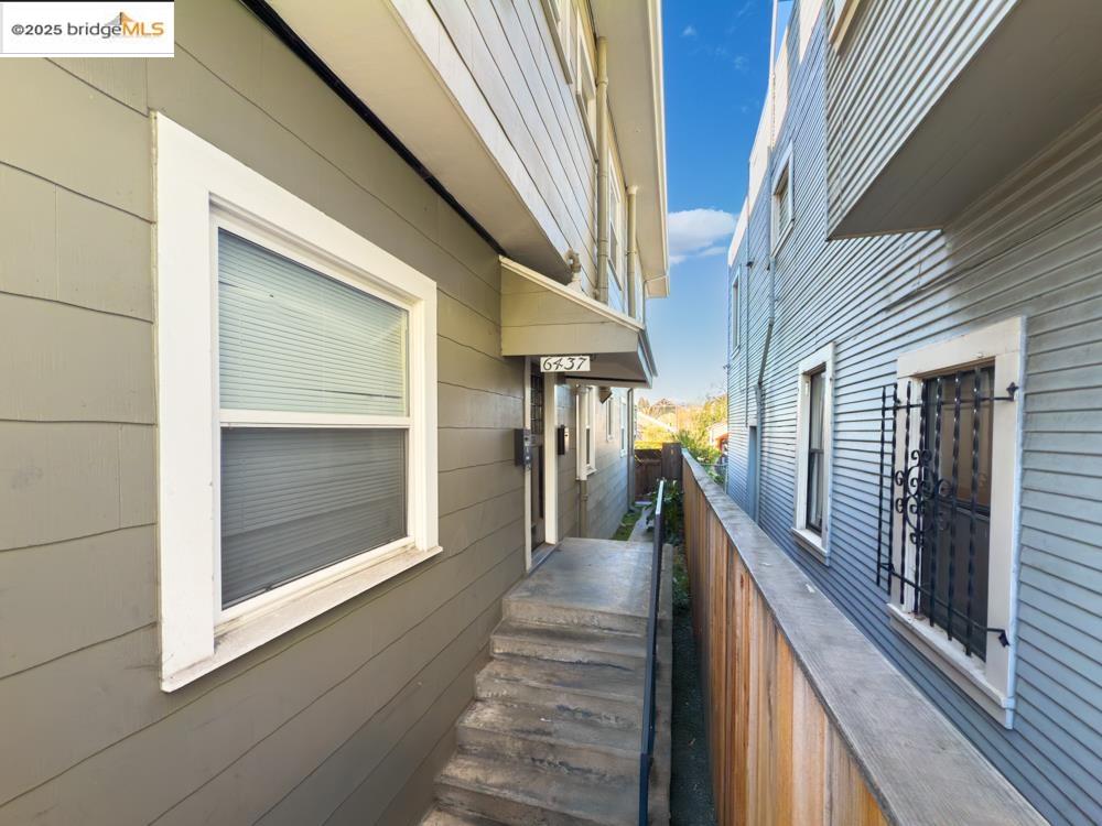 Detail Gallery Image 20 of 30 For 6437 Telegraph Ave, Oakland,  CA 94609 - – Beds | – Baths