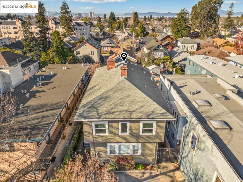 Detail Gallery Image 4 of 30 For 6437 Telegraph Ave, Oakland,  CA 94609 - – Beds | – Baths