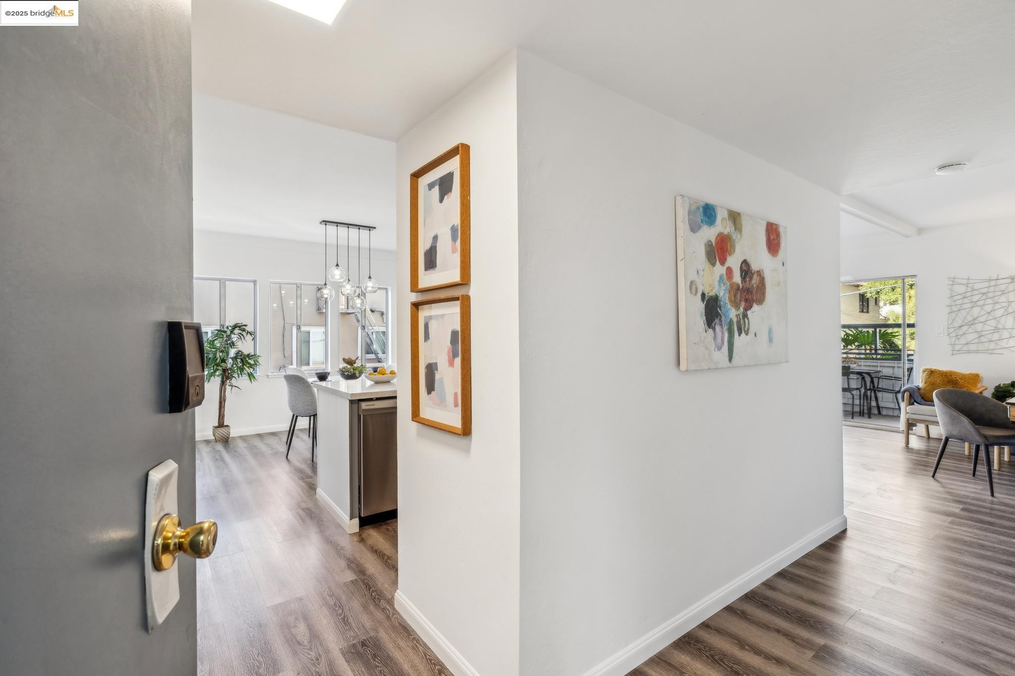 Photo #3: 41083623 Listing 