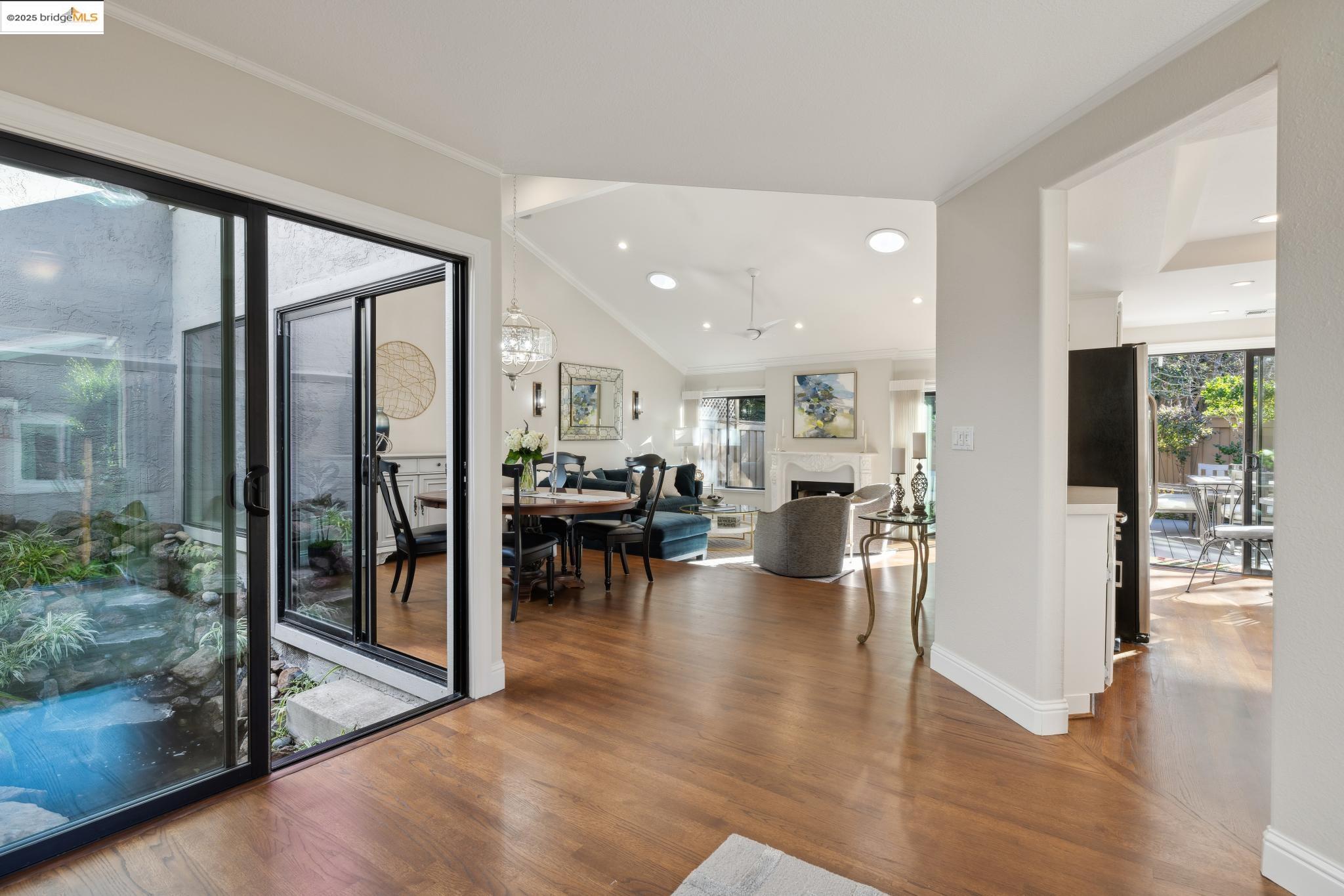 Photo #6: 41083637 Listing 