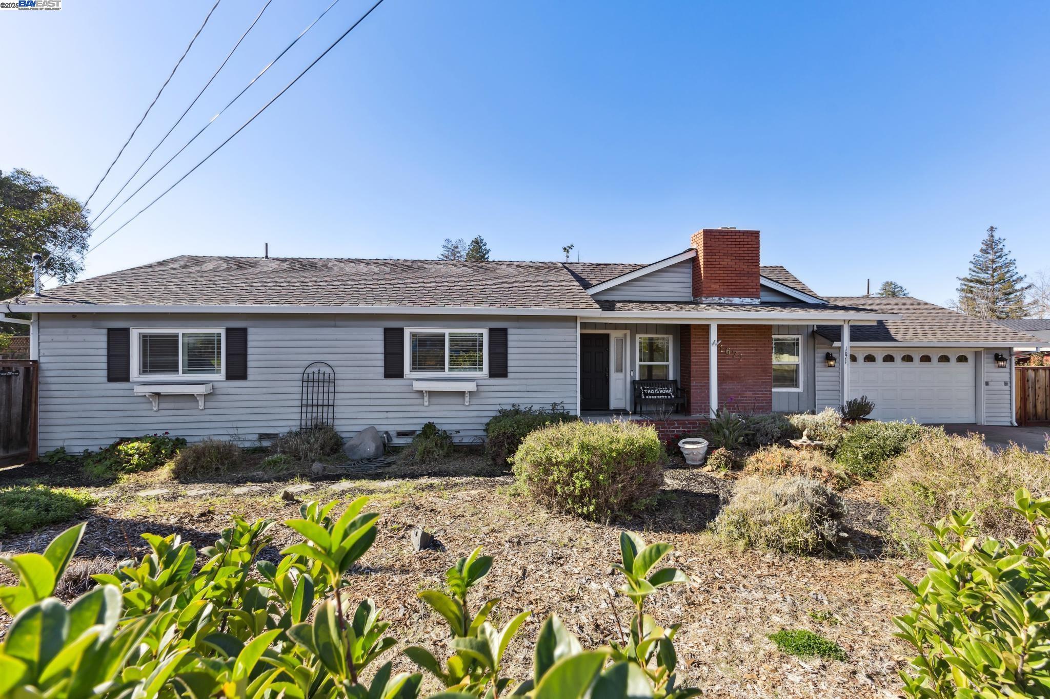 Detail Gallery Image 1 of 1 For 1671 Farm Bureau Rd, Concord,  CA 94519 - 3 Beds | 2 Baths