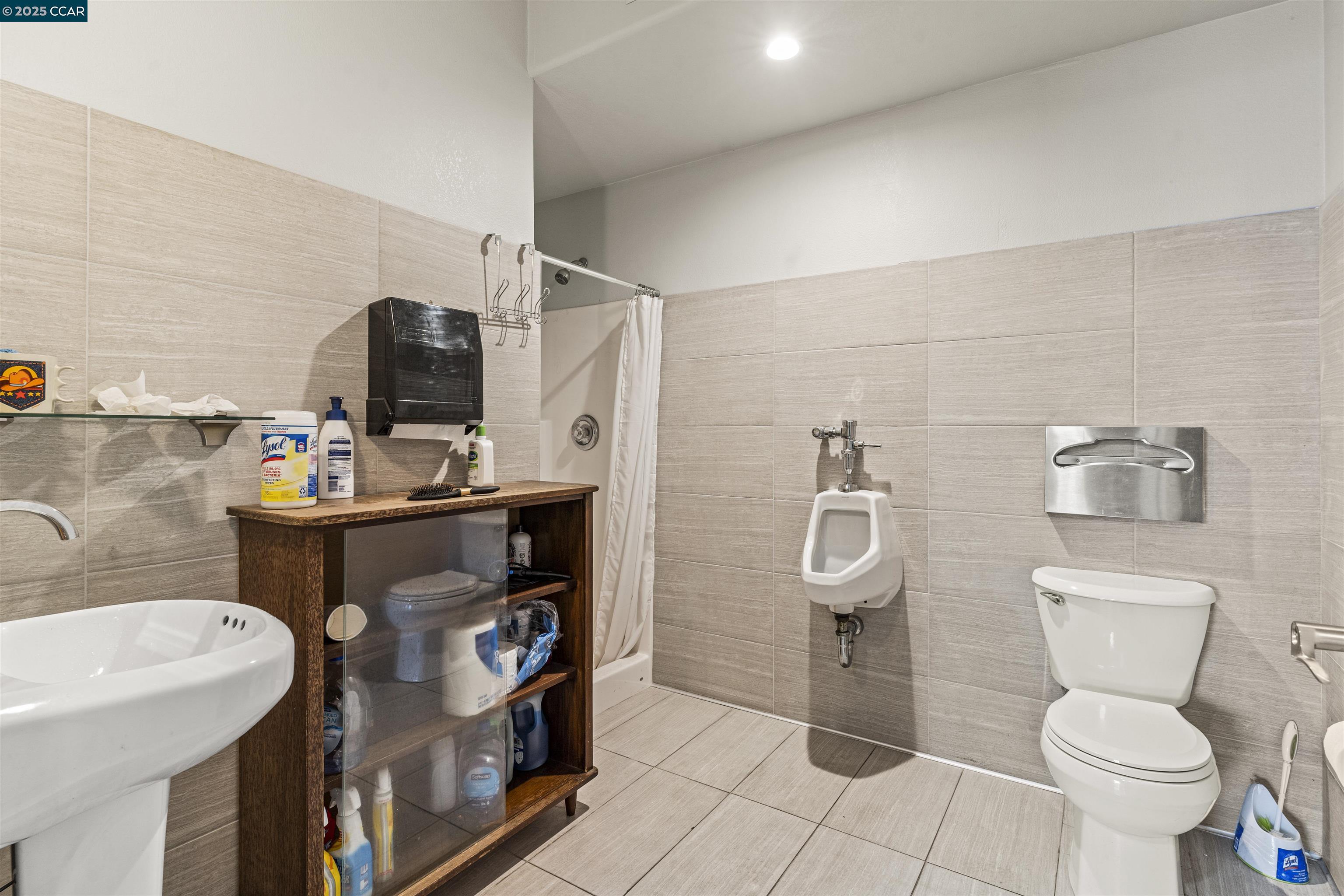 Detail Gallery Image 17 of 24 For 253 E Harris Ave, –,  CA 94080 - – Beds | – Baths
