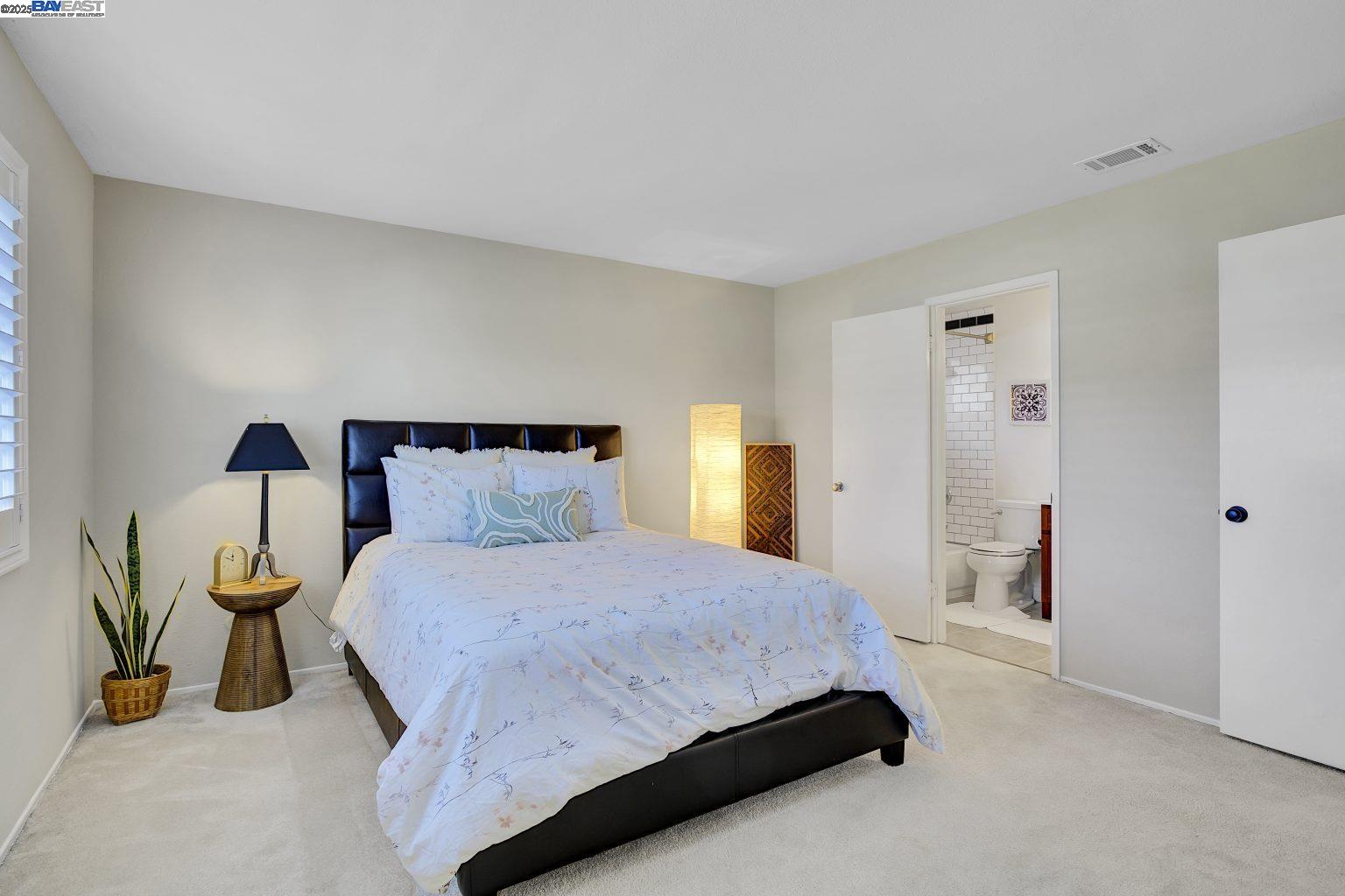 Photo #2: 41083654 Listing 