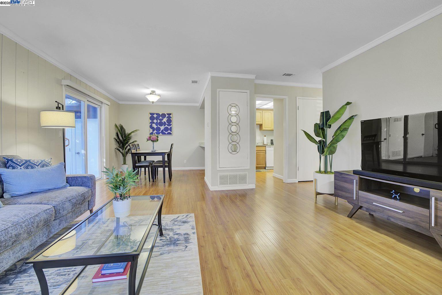 Photo #3: 41083654 Listing 