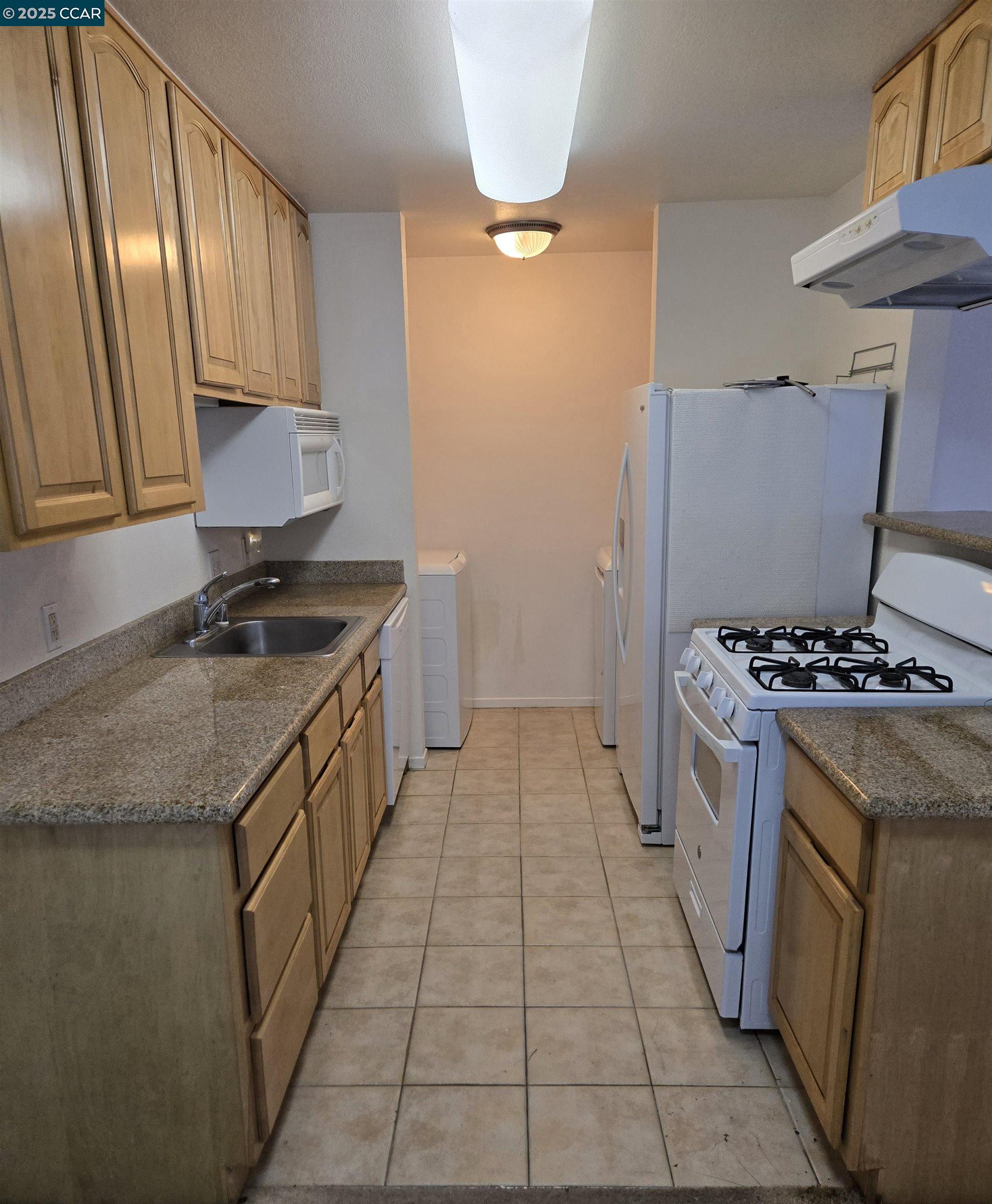 MLS: 41083656 Condo For Sale