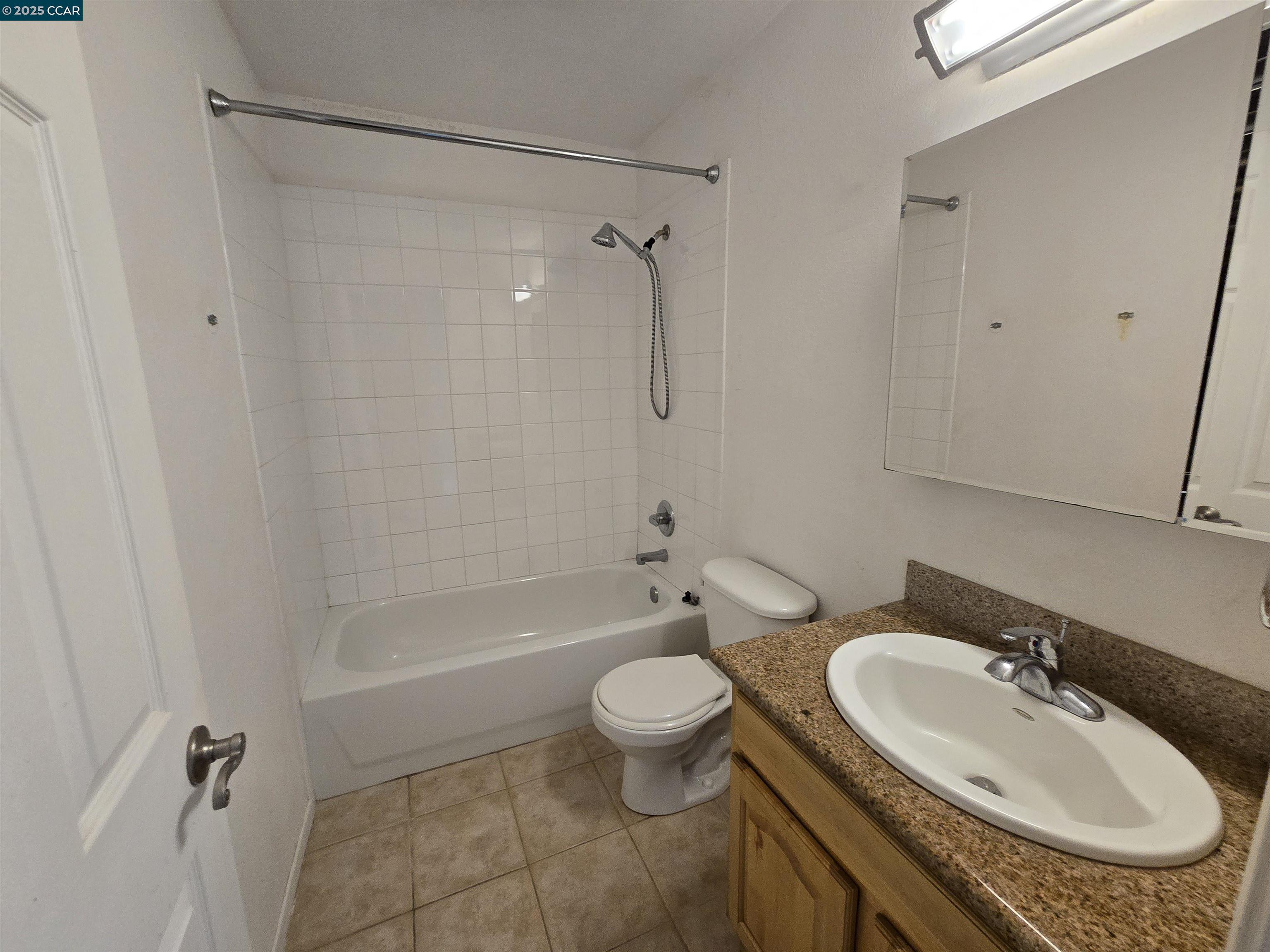 Photo #6: 41083656 Listing: Photo #6
