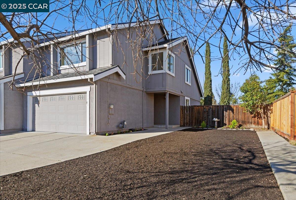 Detail Gallery Image 1 of 1 For 5458 Treeflower Dr, Livermore,  CA 94551 - 3 Beds | 2/1 Baths