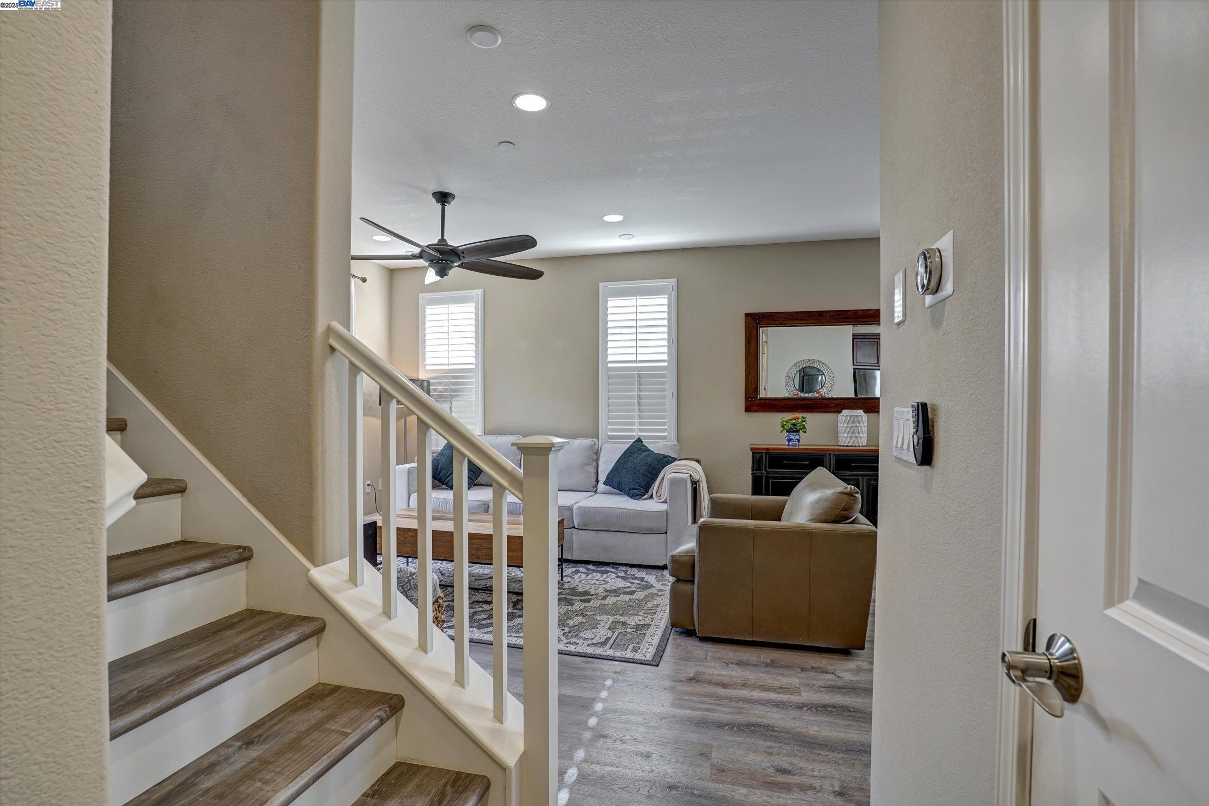 Photo #6: 41083660 Listing 