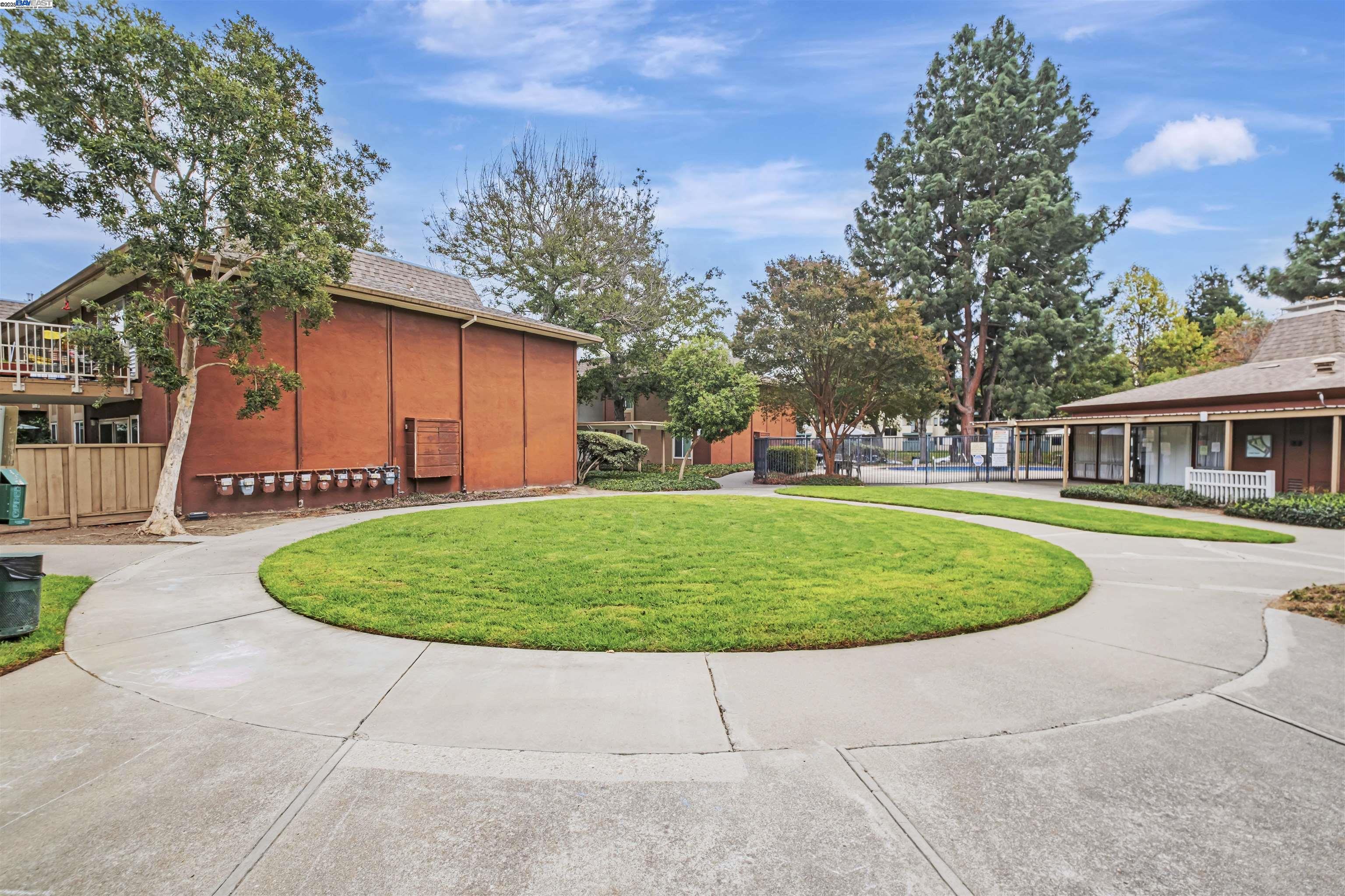 Photo #26: 41083664 Listing: Photo #26