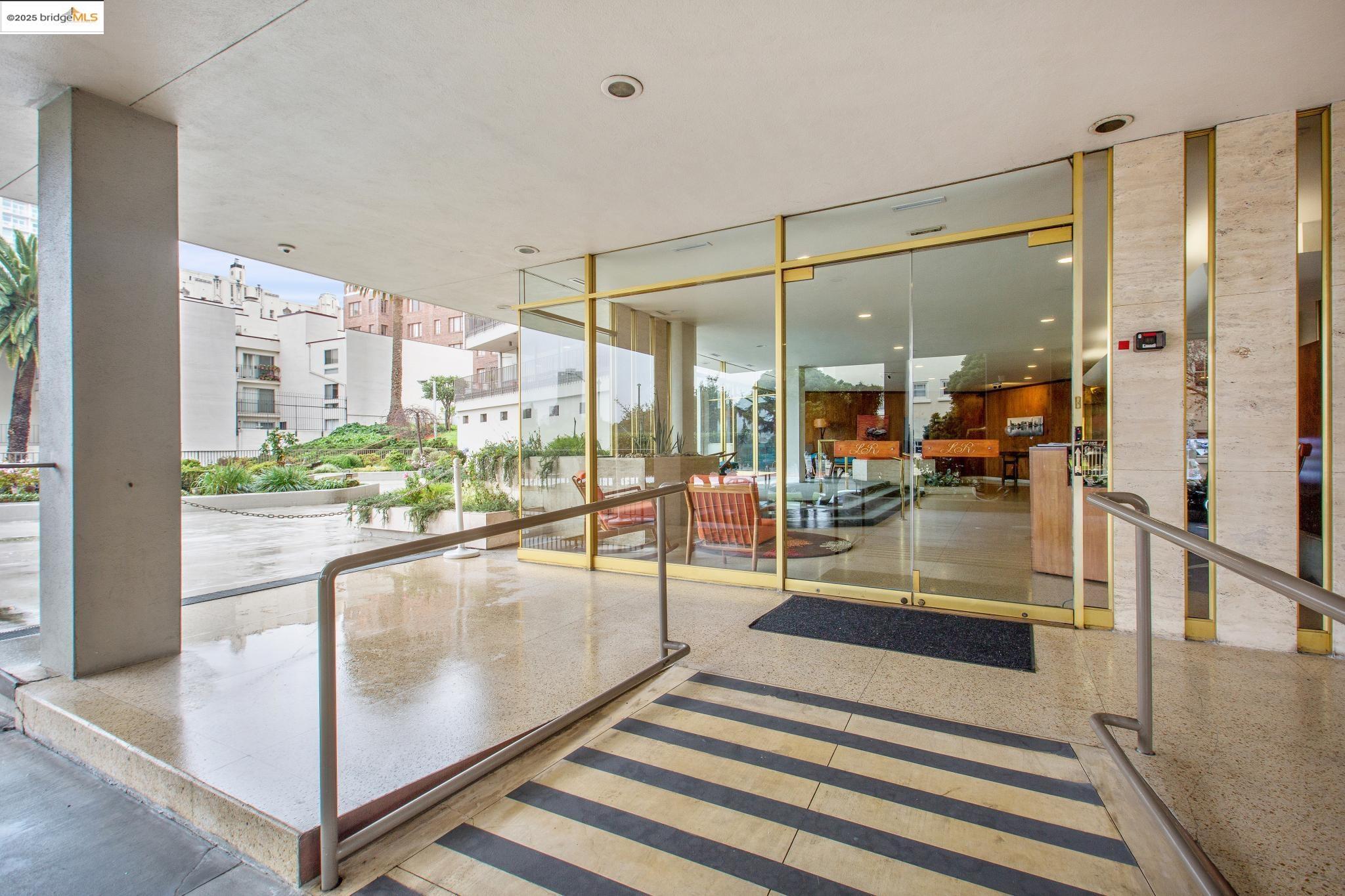 Photo #2: 41083684 Listing 