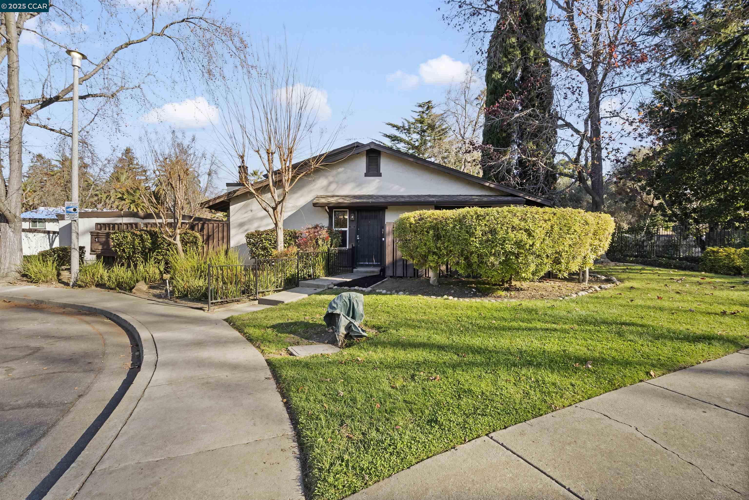 Photo #3: 41083698 Listing 