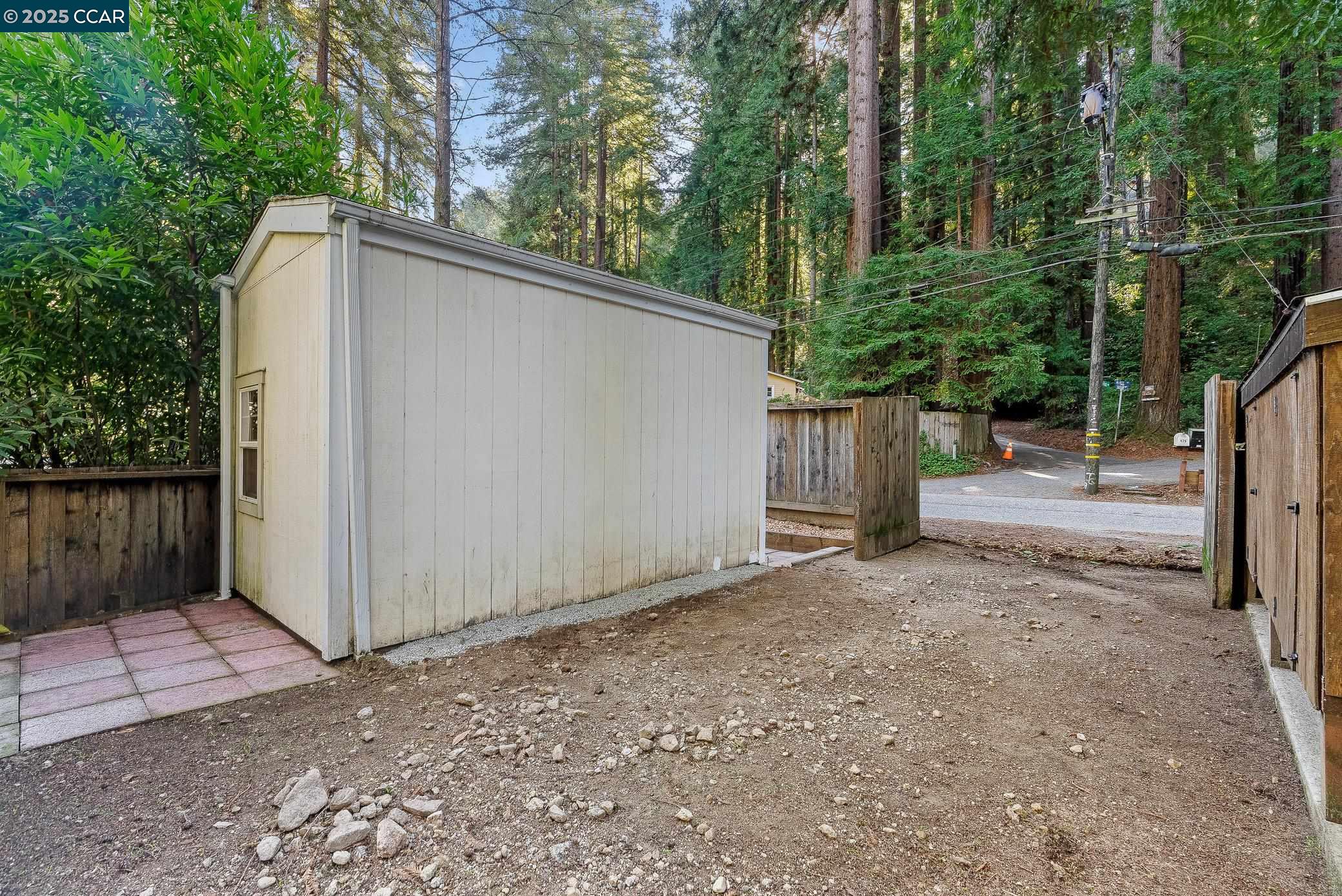 Detail Gallery Image 25 of 26 For 140 Lakeview Dr, Felton,  CA 95018 - 2 Beds | 1/1 Baths