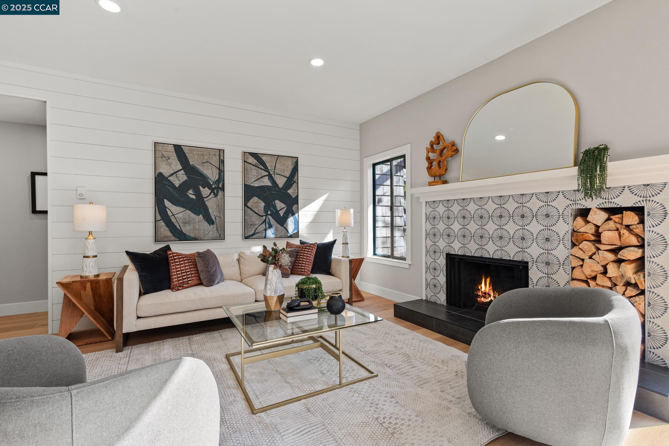 Detail Gallery Image 1 of 1 For 11 Cove Lane, Redwood City,  CA 94065 - 2 Beds | 2 Baths