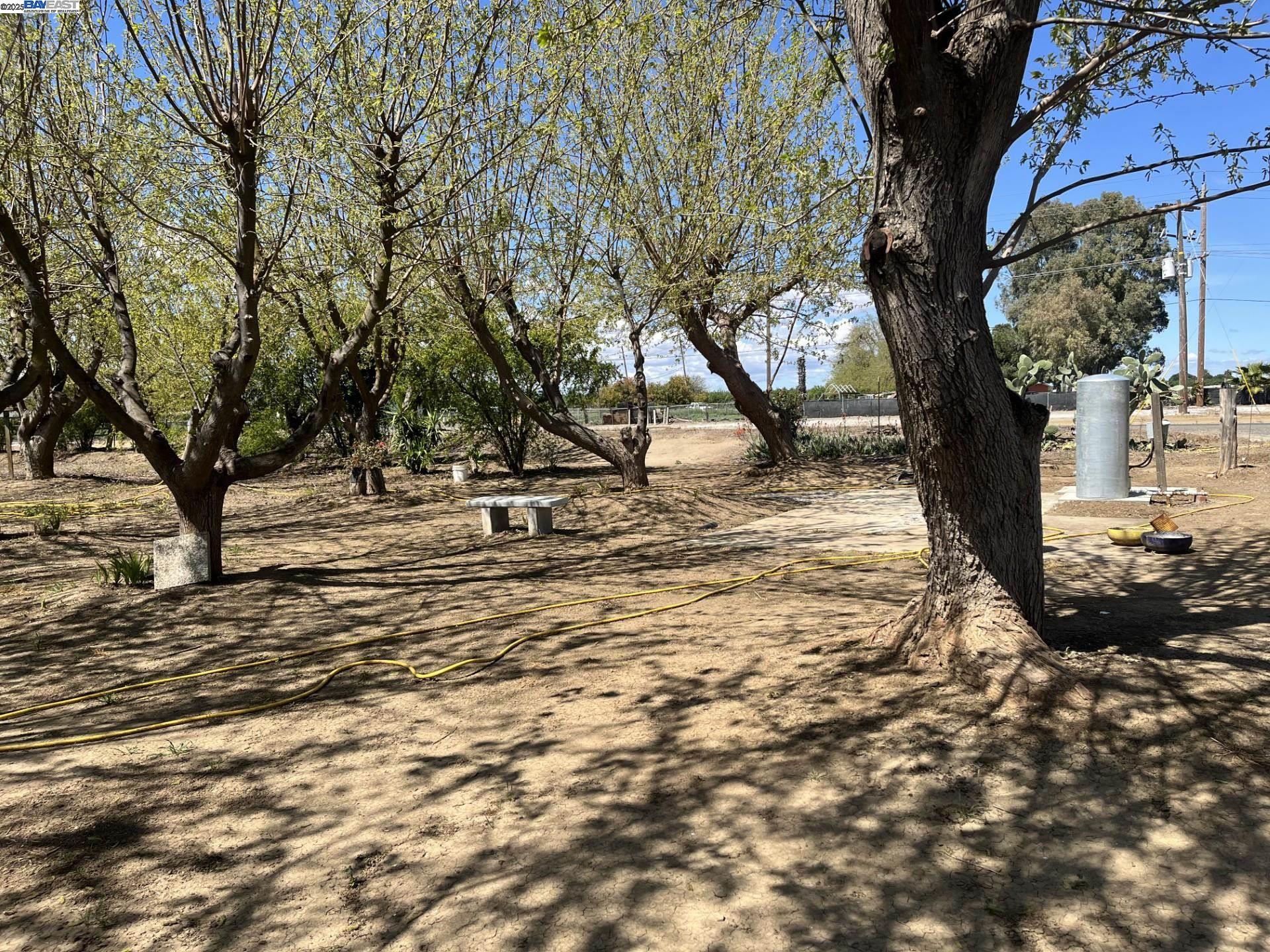 Detail Gallery Image 11 of 36 For 1290 Orange Ave, Patterson,  CA 95363 - 3 Beds | 2 Baths