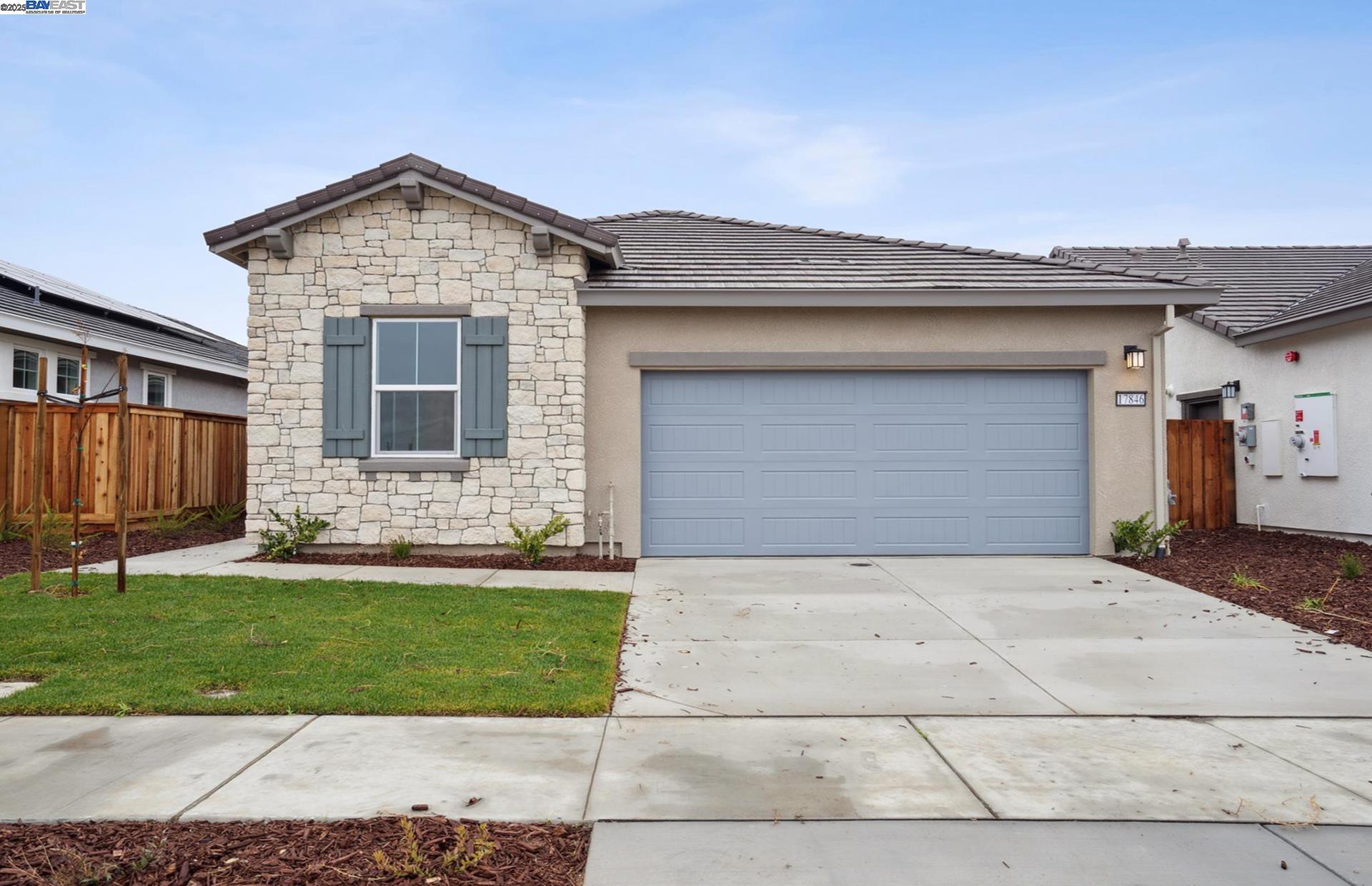 Detail Gallery Image 1 of 1 For 17846 Brightwood Avenue, Lathrop,  CA 95330 - 2 Beds | 2 Baths