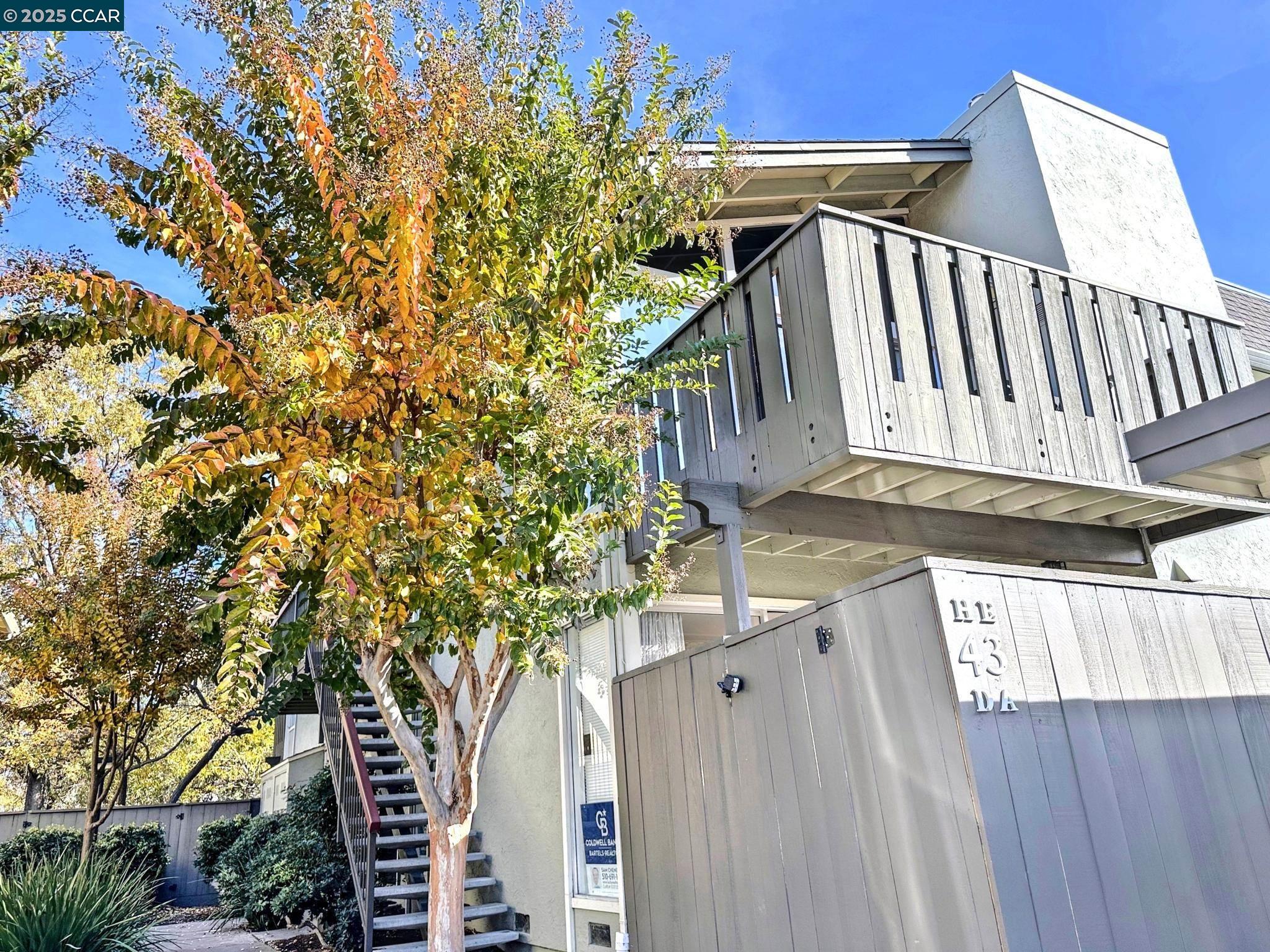 More Details about MLS # 41083793 : 43 MASSOLO DR # A