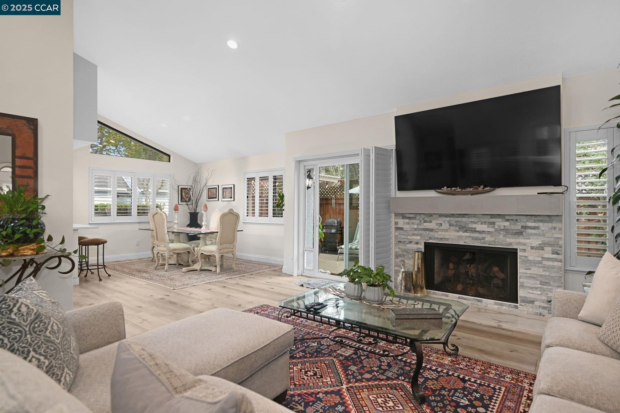 Photo #4: 41083819 Listing 